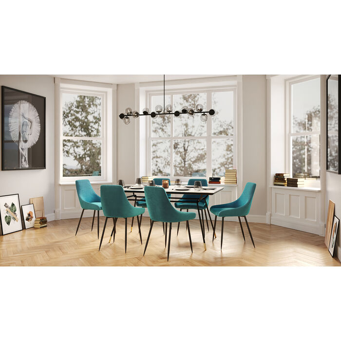 Ostseite türkisfarbener Stuhl