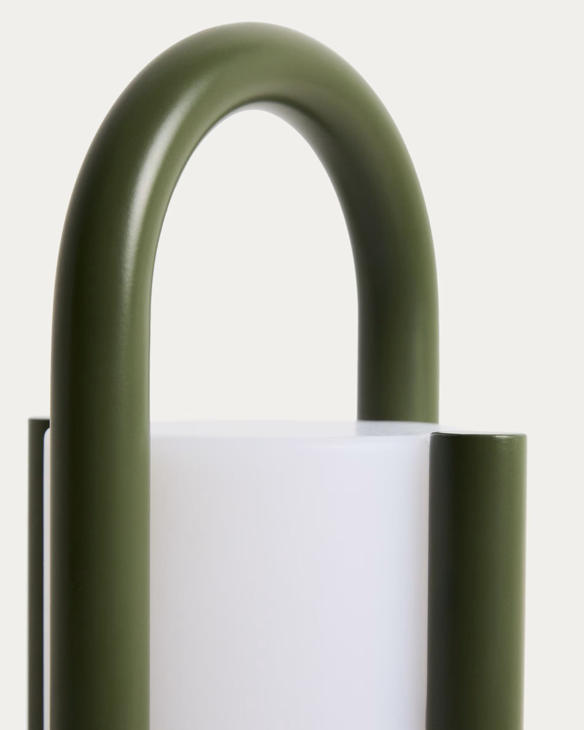 Lampa ogrodowa przenośna LEROS zielony, marka Kave Home