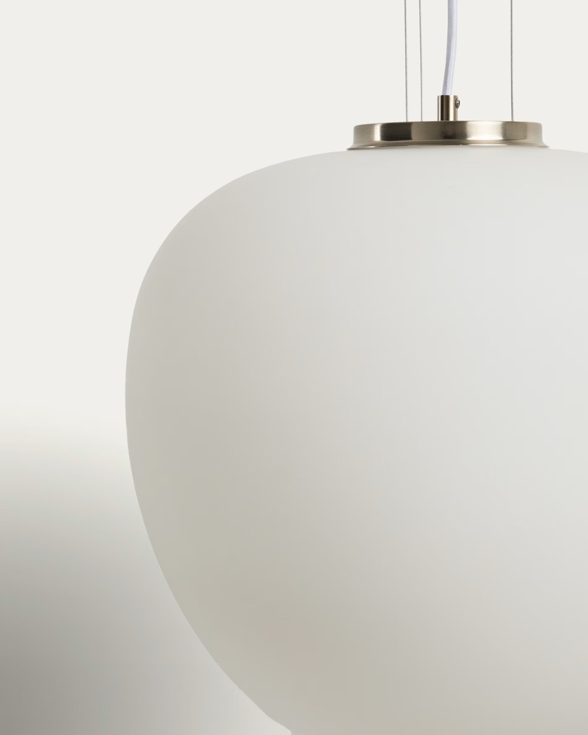 ARDALI White Pendant Lamp