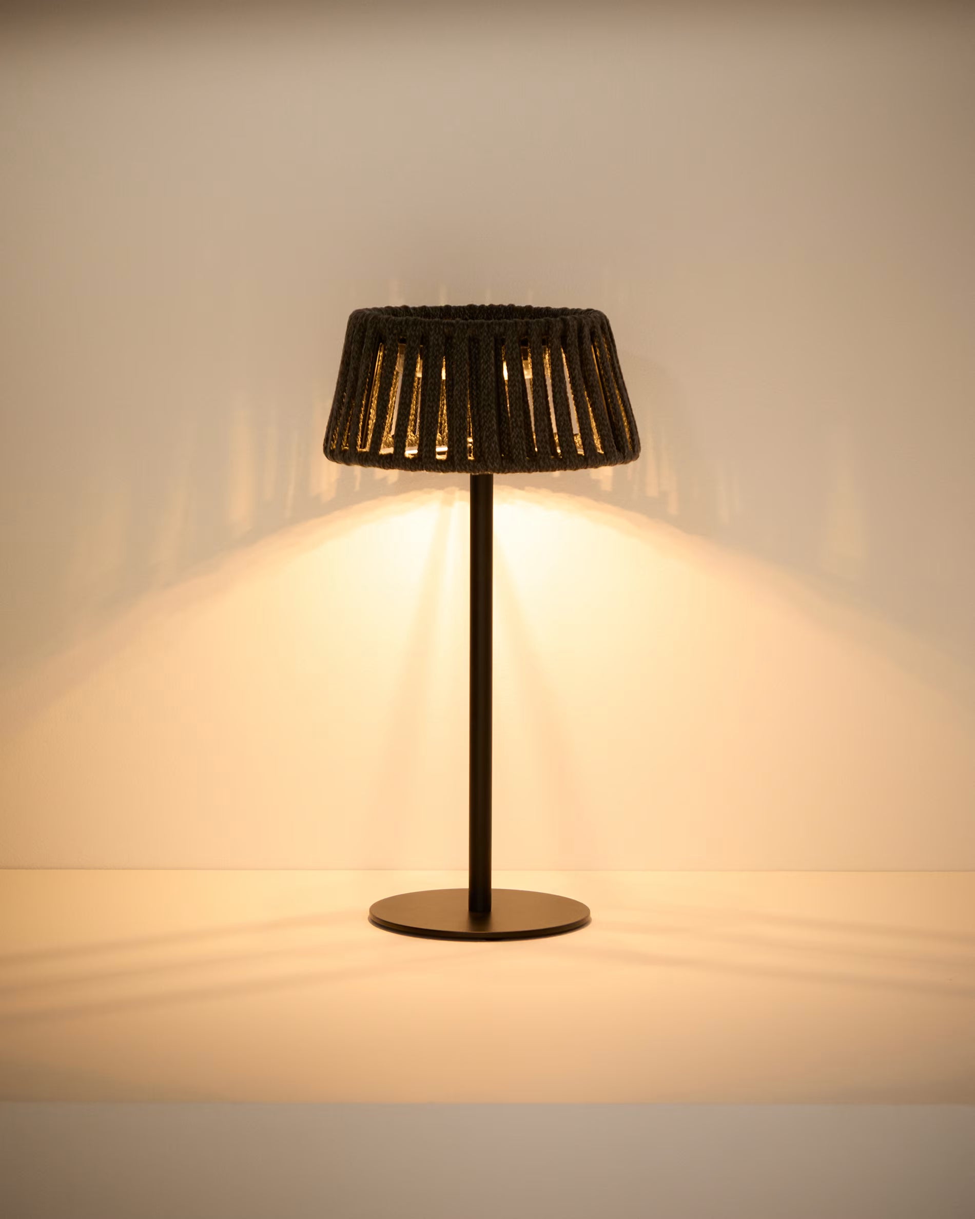 Solar-Gartenlampe ALDET schwarz