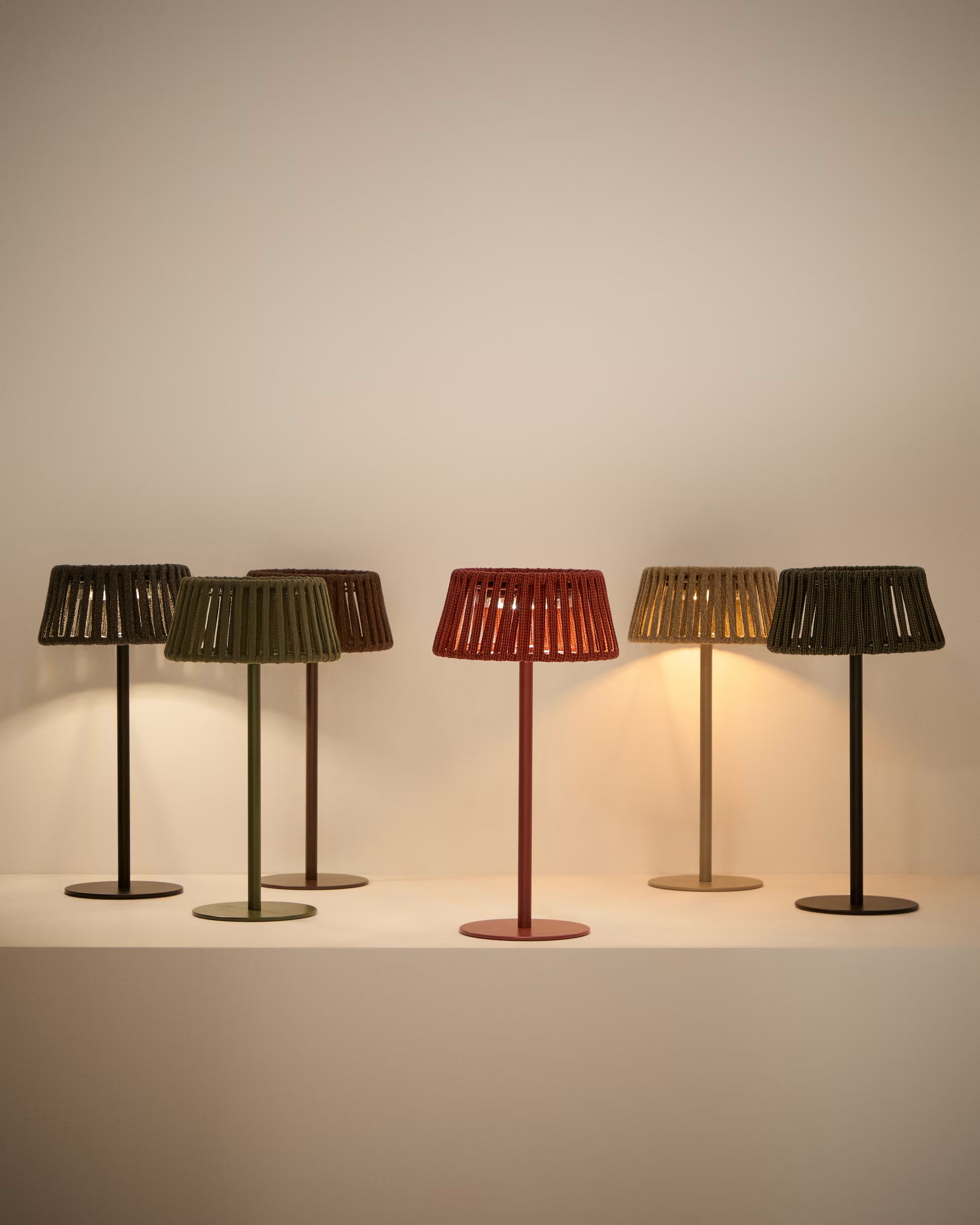 Beige Solar Garden Lamp ALDET [Ewelina] [Amelia spr]