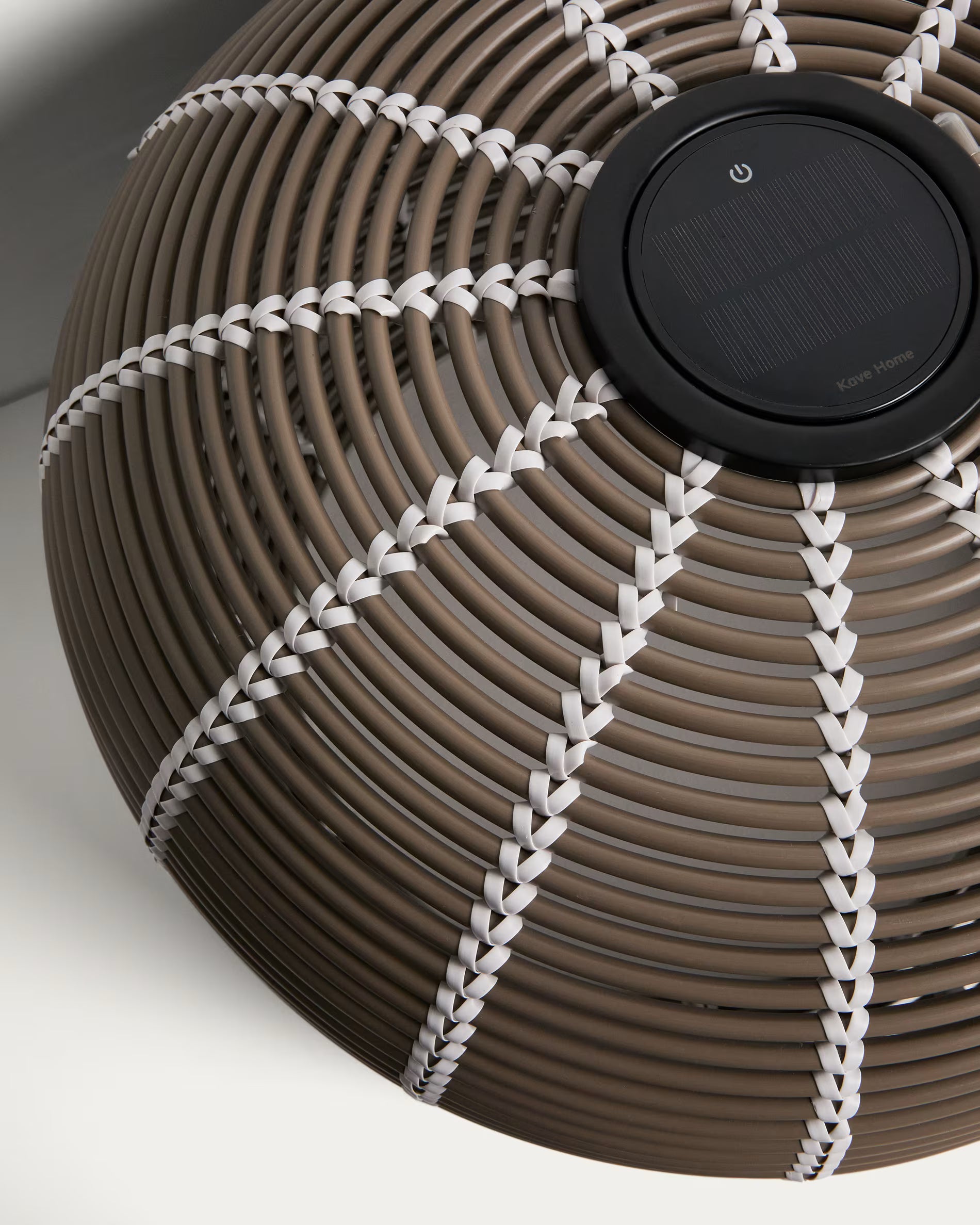 Solar-Gartenlampe GAROINA taupe synthetischer Rattan