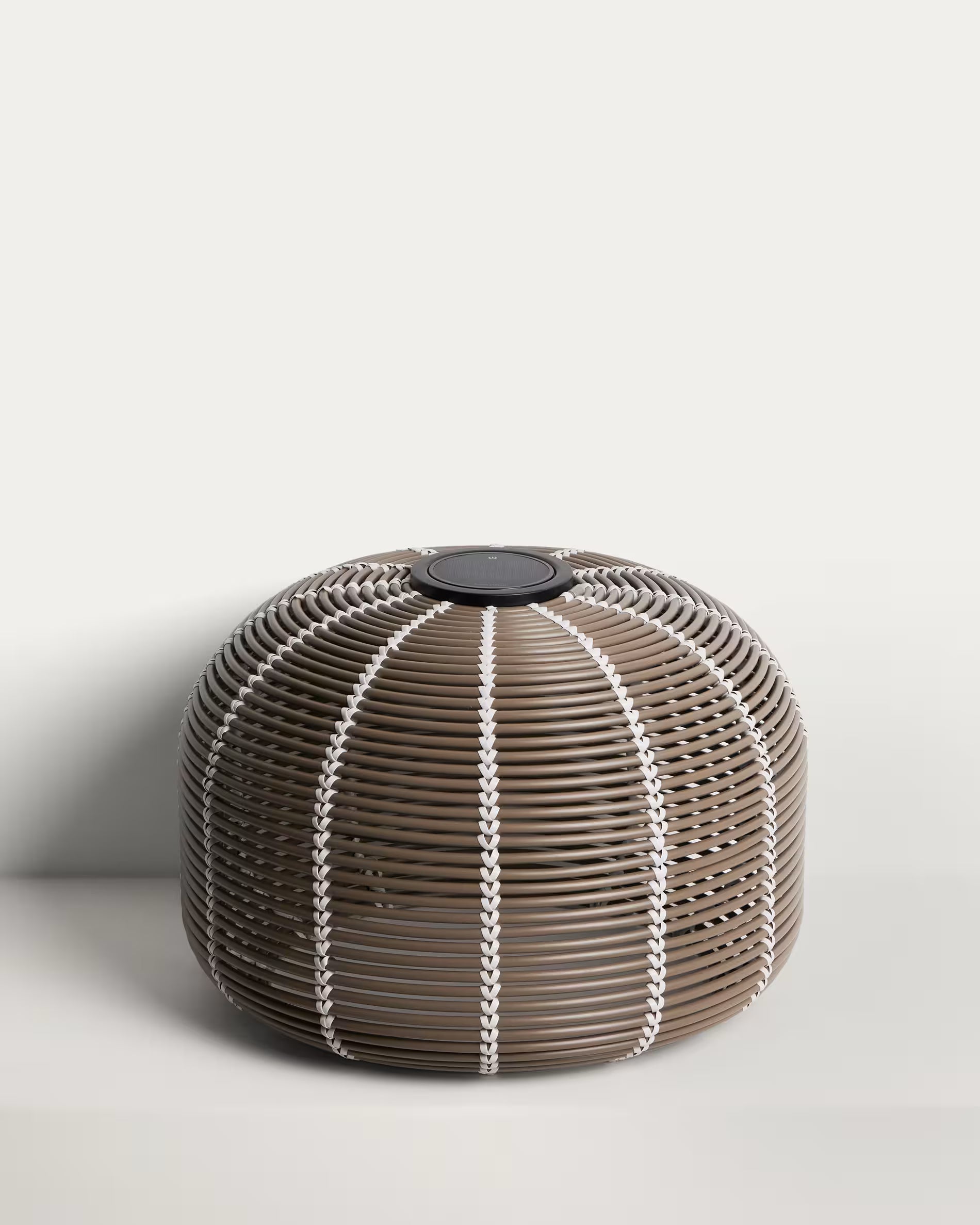 Solar-Gartenlampe GAROINA taupe synthetischer Rattan