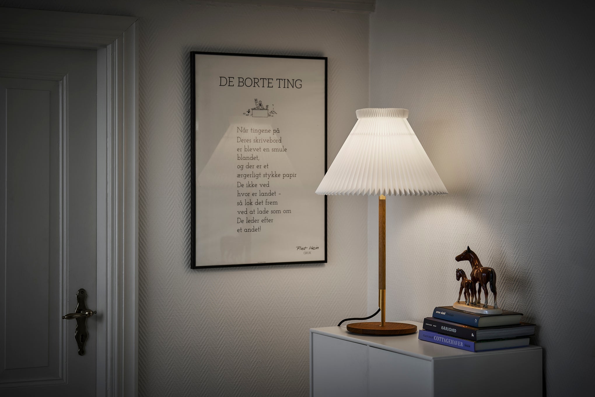 Tischlampe MODELL 328 geräucherte Eiche