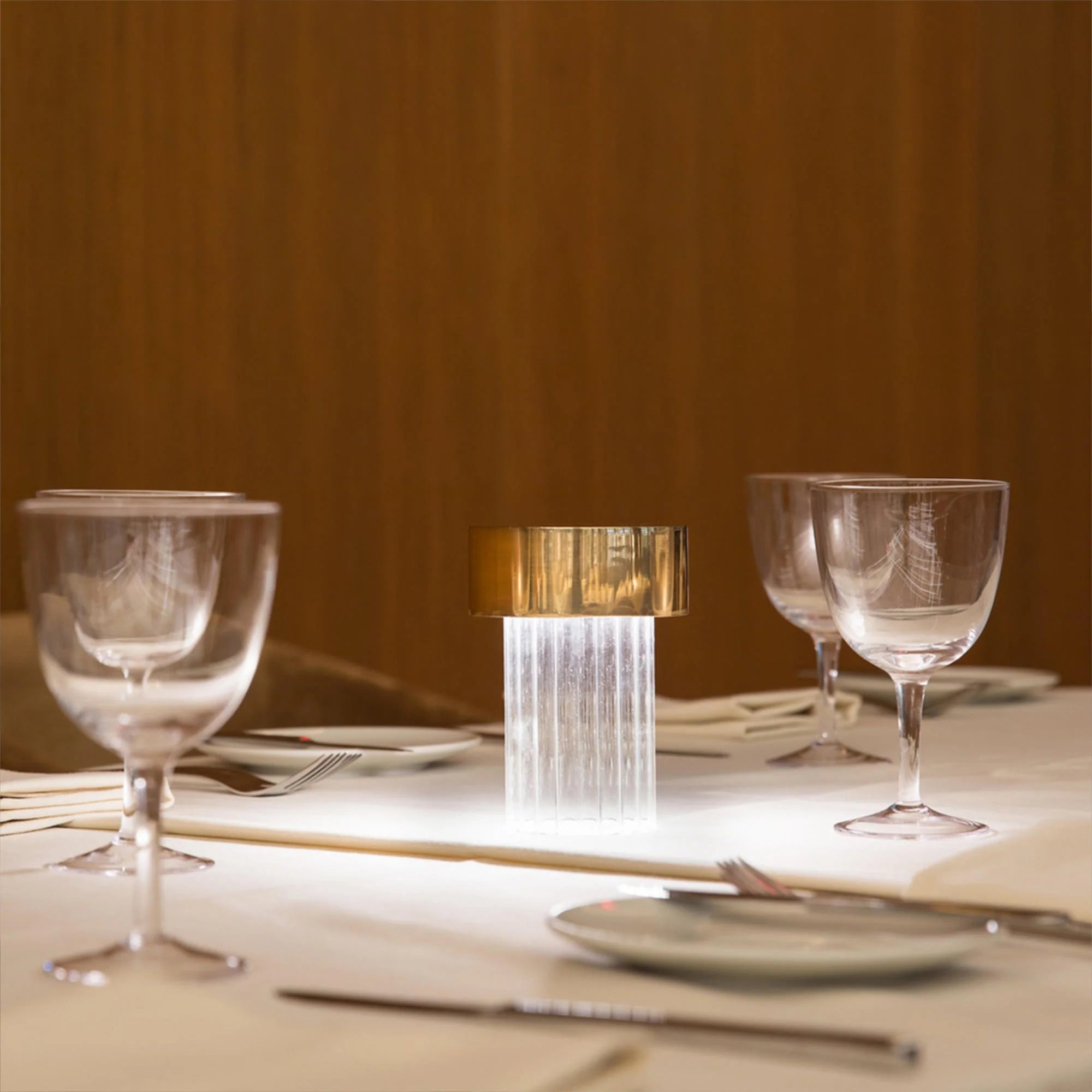 Tragbare Lampe LAST ORDER FLUTED aus Messing