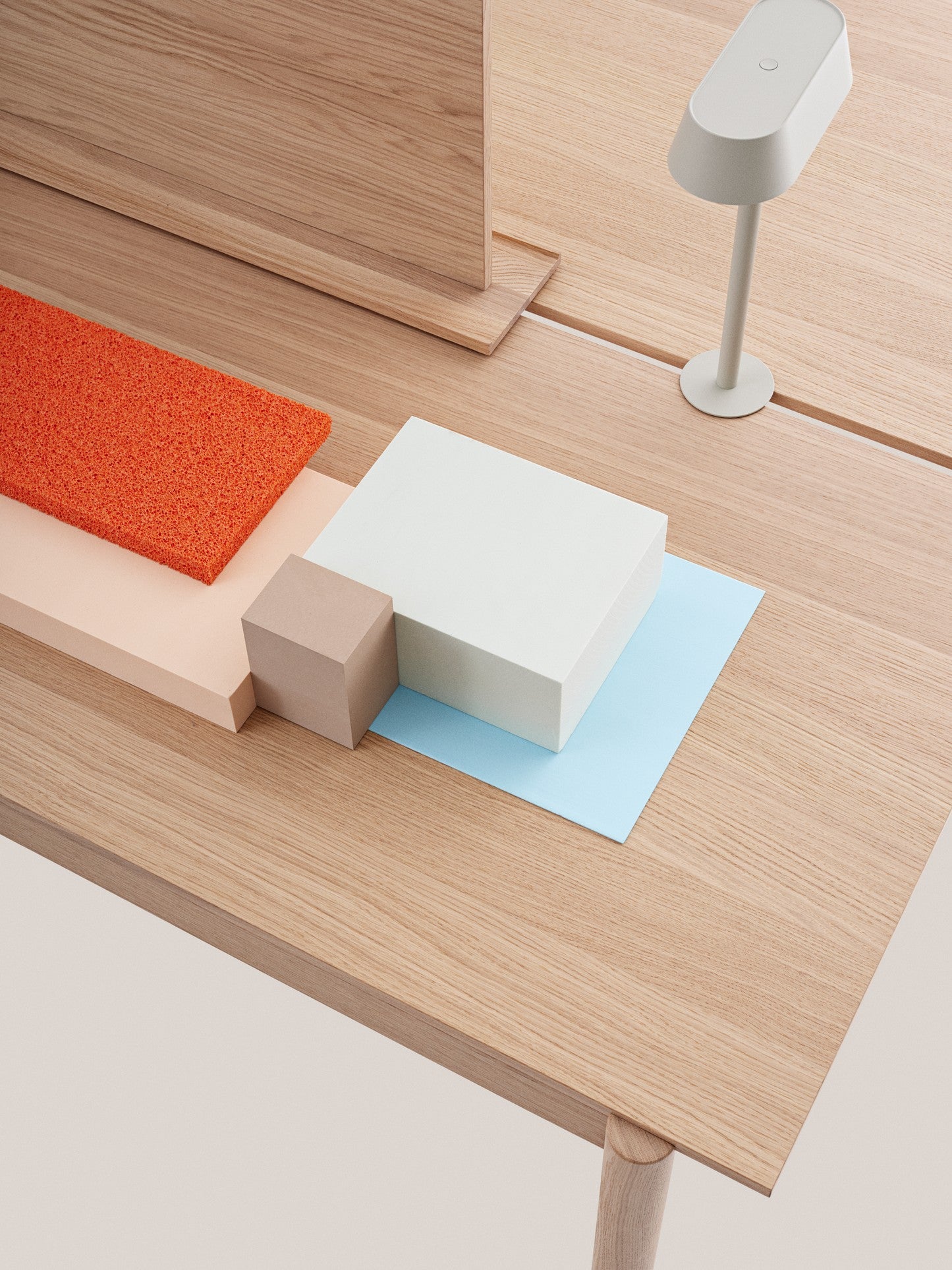 LINEAR SYSTEM Oak Veneer Office Table