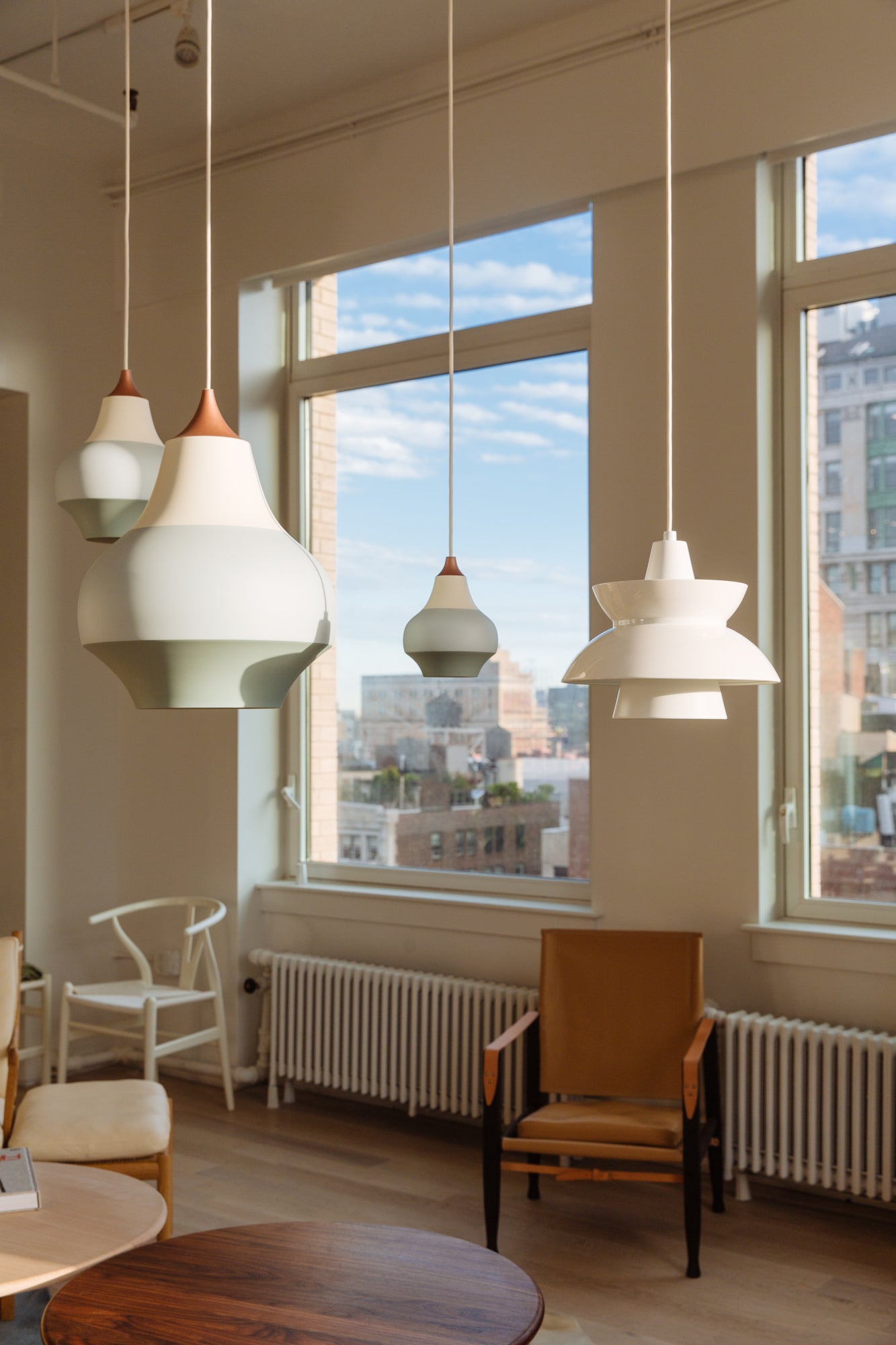 DOO-WOP white pendant lamp