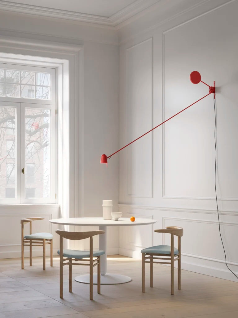 COUNTERBALANCE wall lamp with arm red