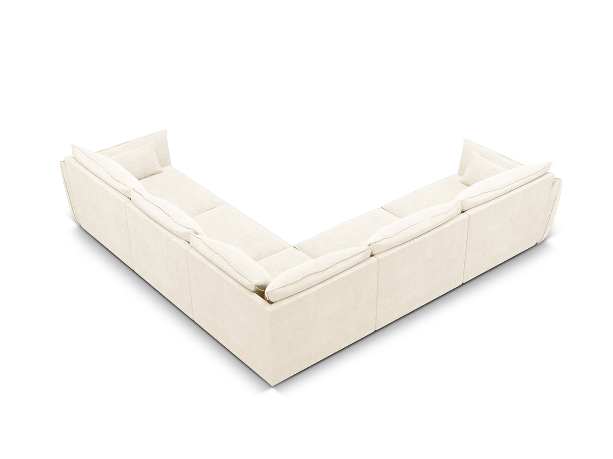 Symmetrische Ecke im hellen beige Szenil -Stoff
