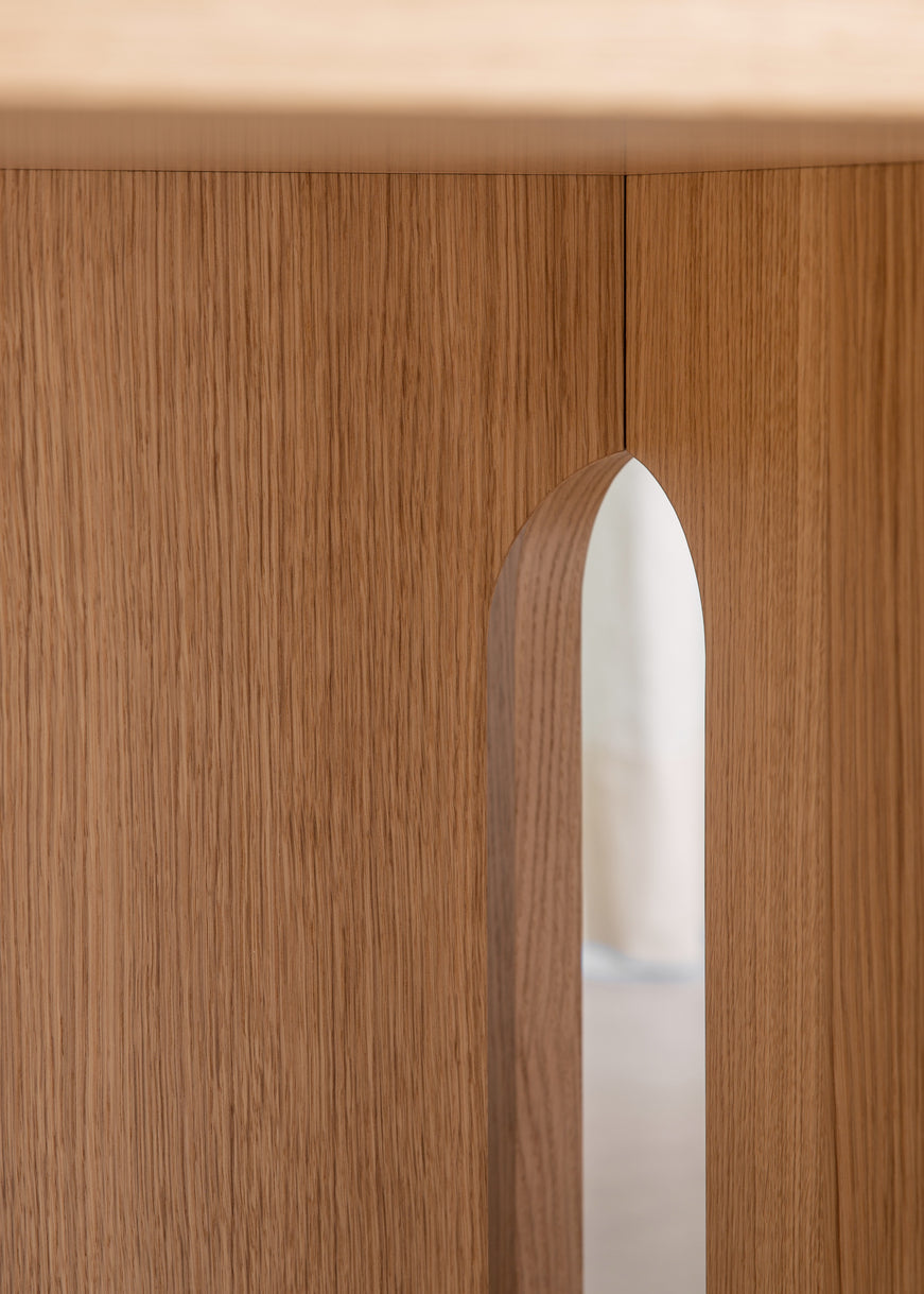 Tisch ANDROGYNE Eichenfurnier