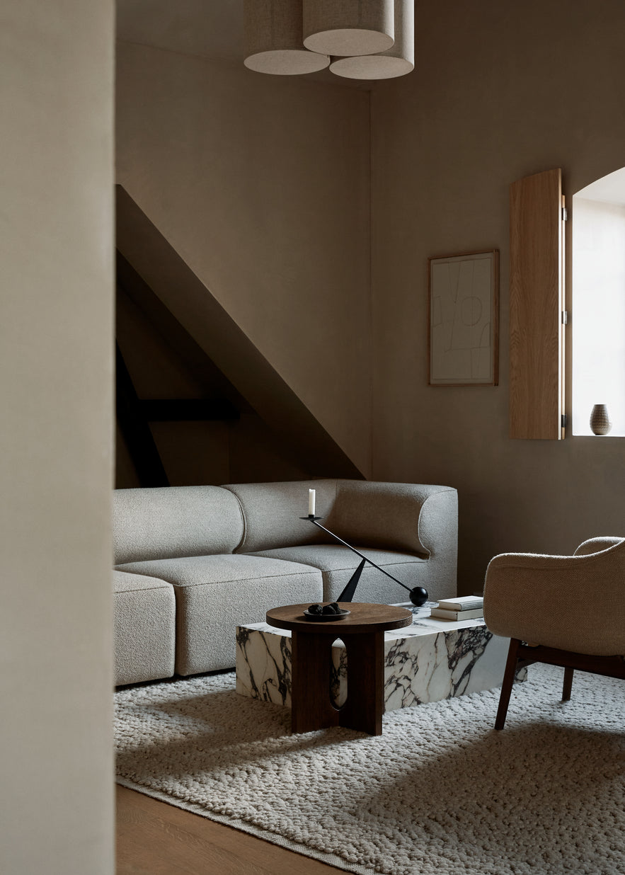 Fotel HARBOUR beige mit Nussbaumfuß