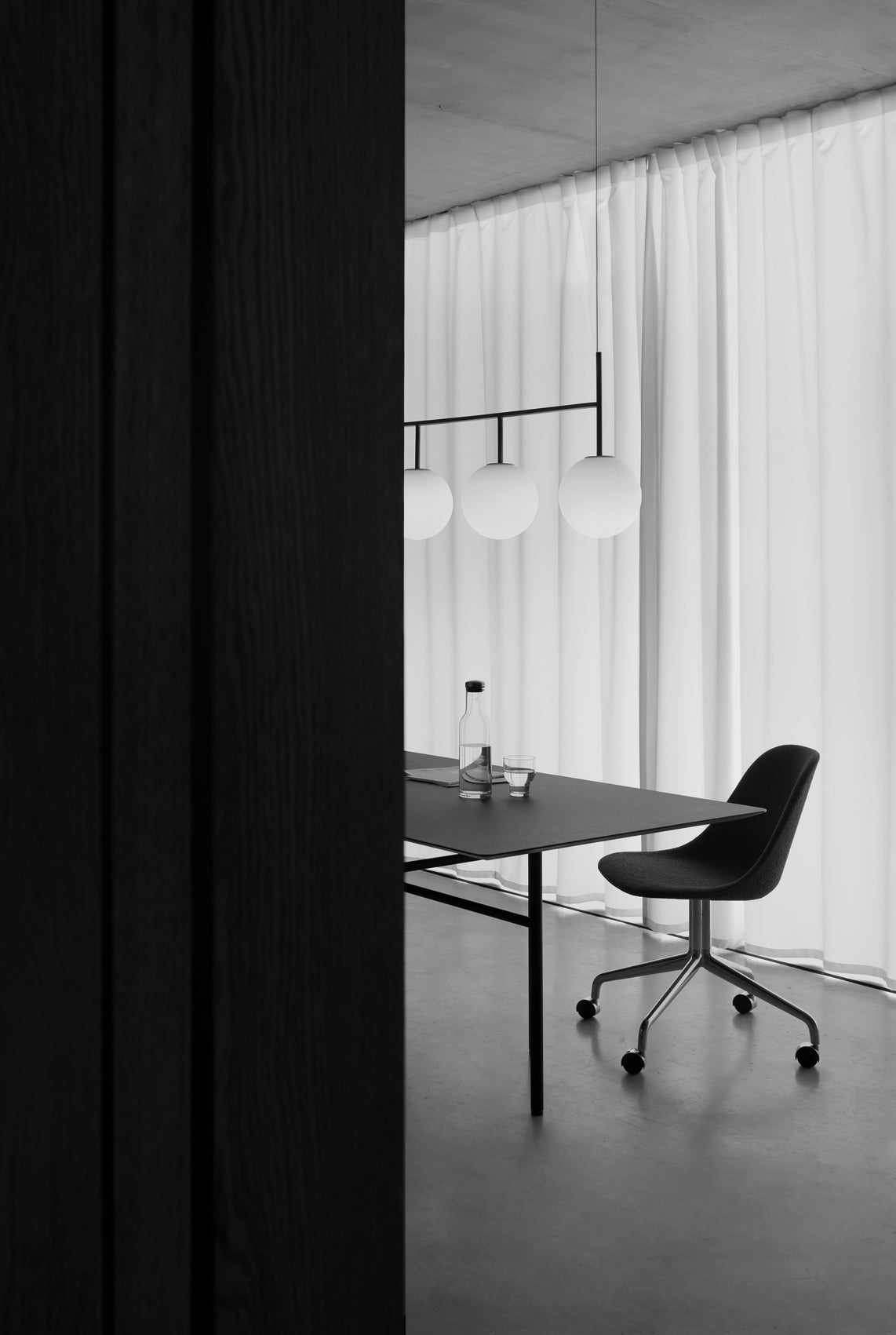 Bürostuhl HARBOUR graues Leder mit schwarzem Gestell