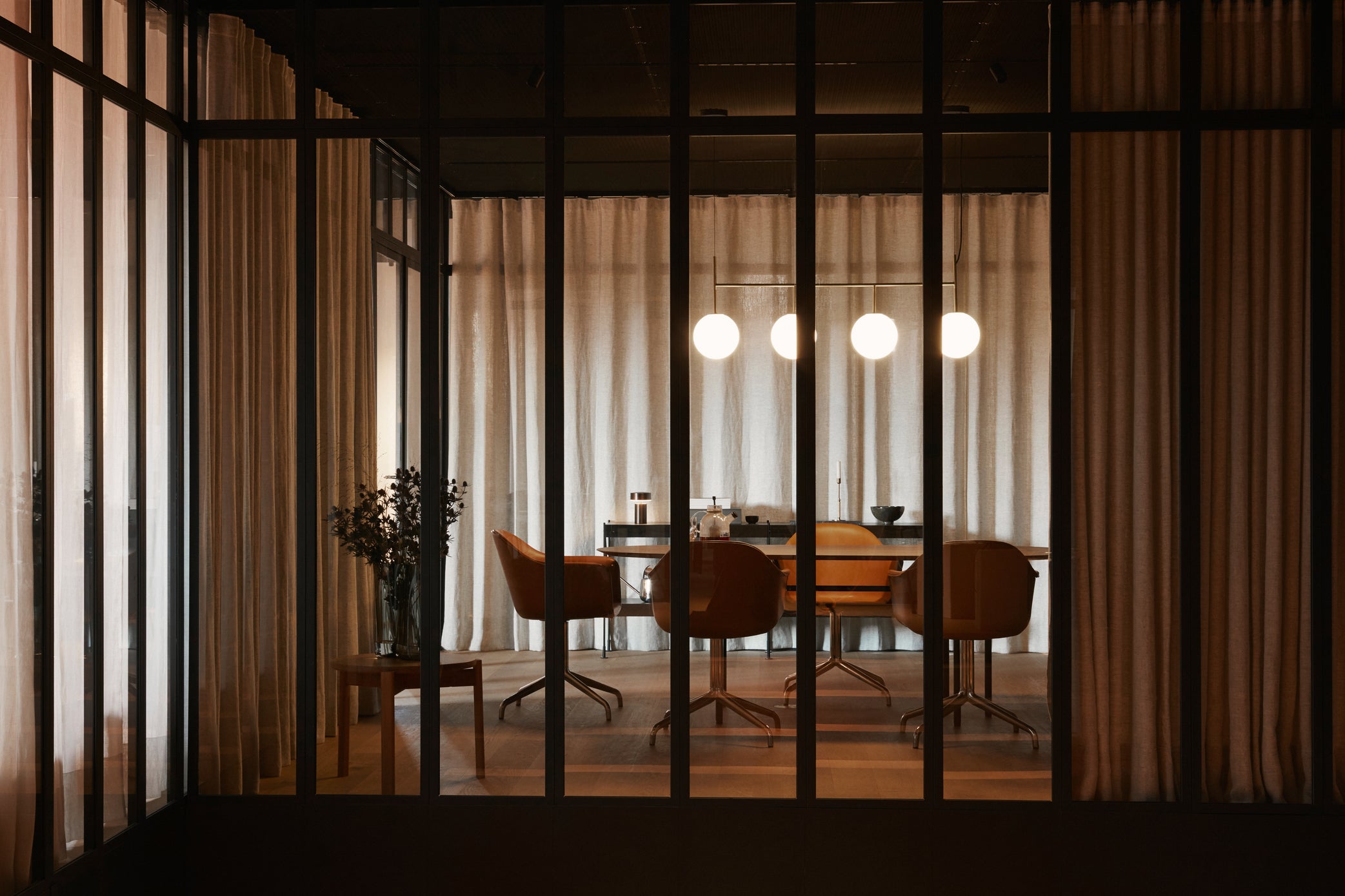 Bürostuhl HARBOUR graues Leder mit schwarzem Gestell