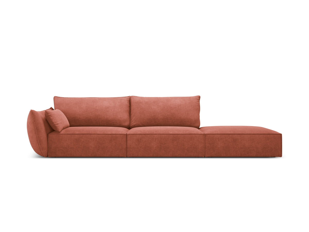 Sofa z otomaną prawostronną 4-osobowa KAELLE terakota szenil Over The Horizon – Micadoni