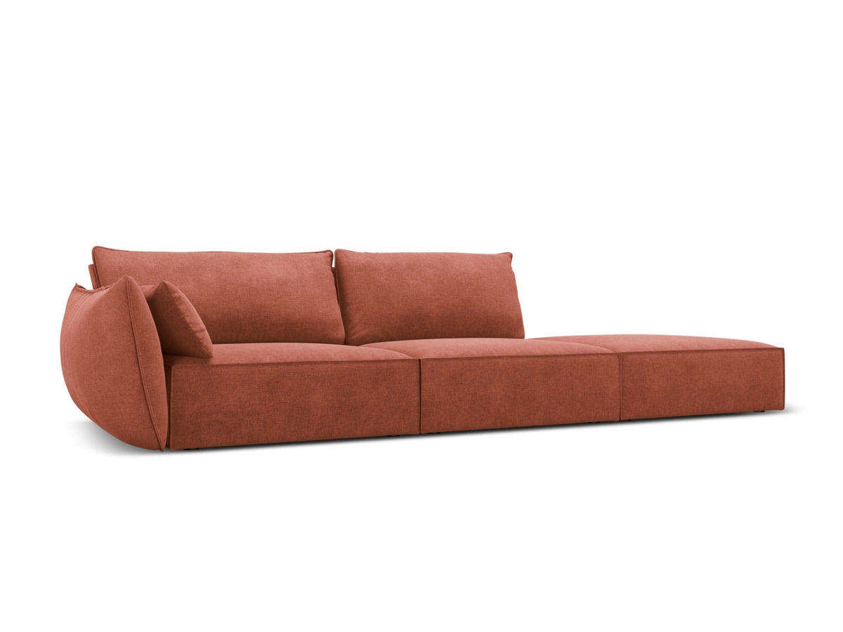 Sofa z otomaną prawostronną 4-osobowa KAELLE terakota szenil Over The Horizon – ujęcie boczne