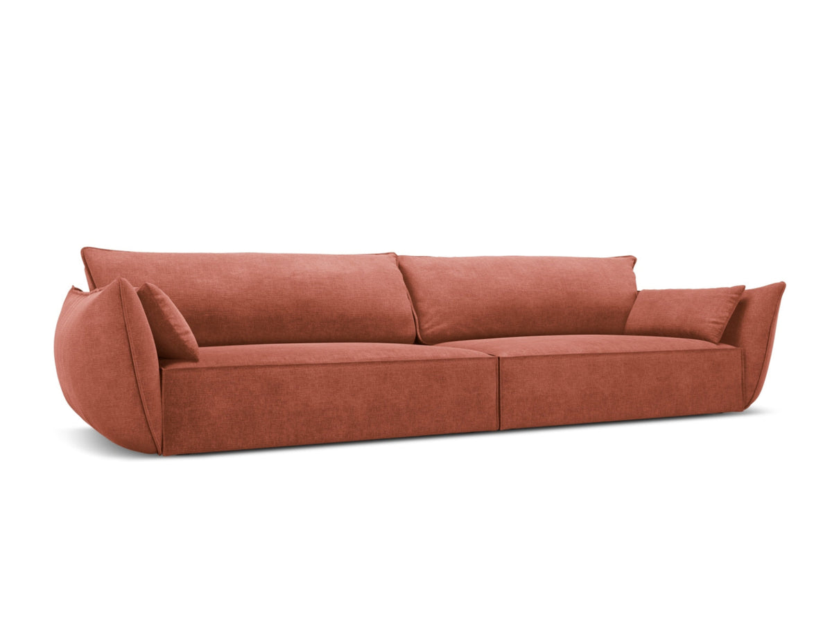 Sofa 4-osobowa KAELLE terakota szenil Over The Horizon – ujęcie boczne