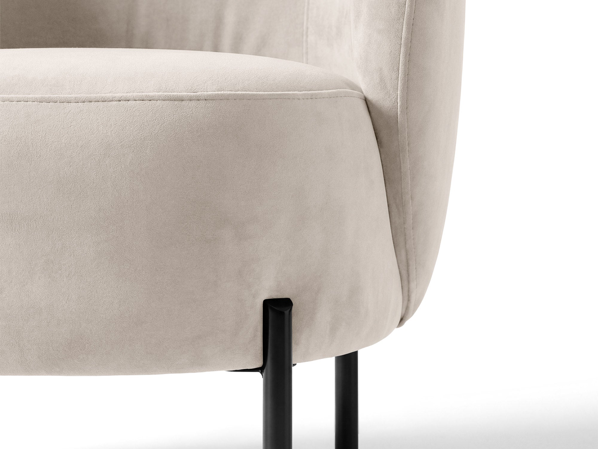 Samt-Sessel AMALTA in Beige