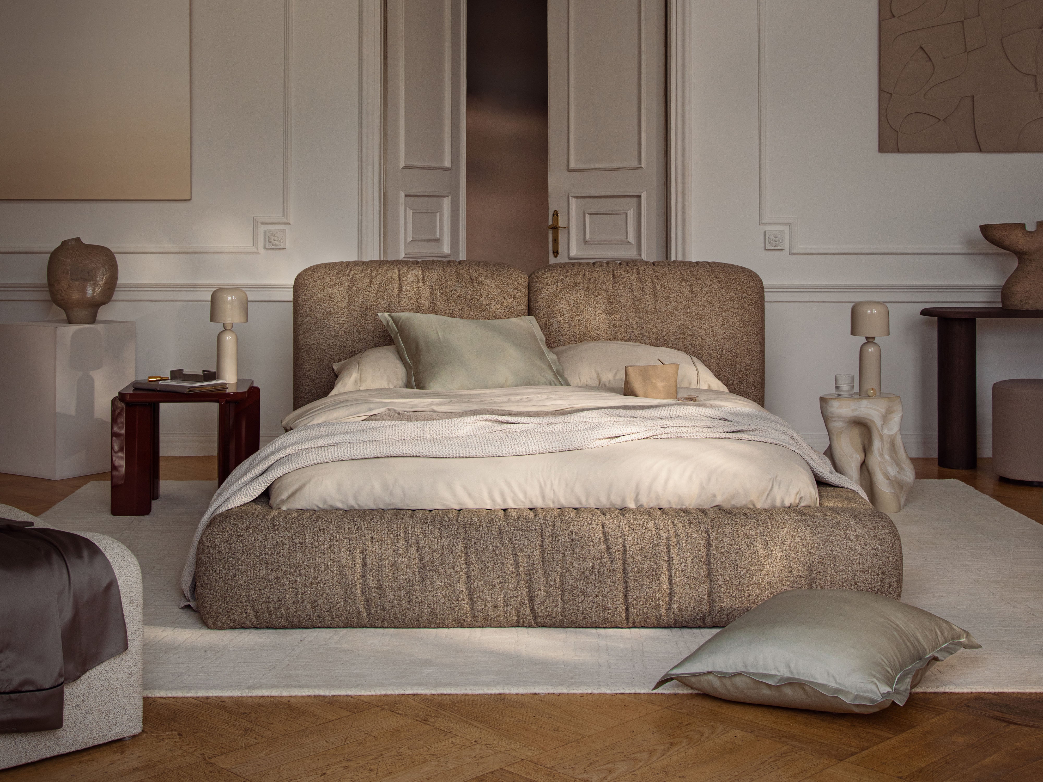 Bett MARTINA schwarz