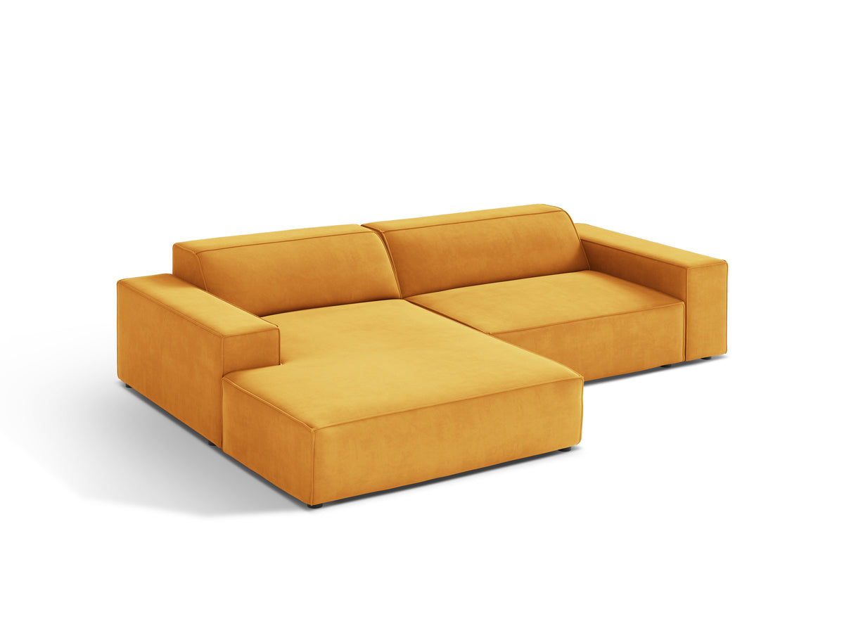 3-sitziger, linksseitiger Ecksofa JODIE aus senfgelbem Samt