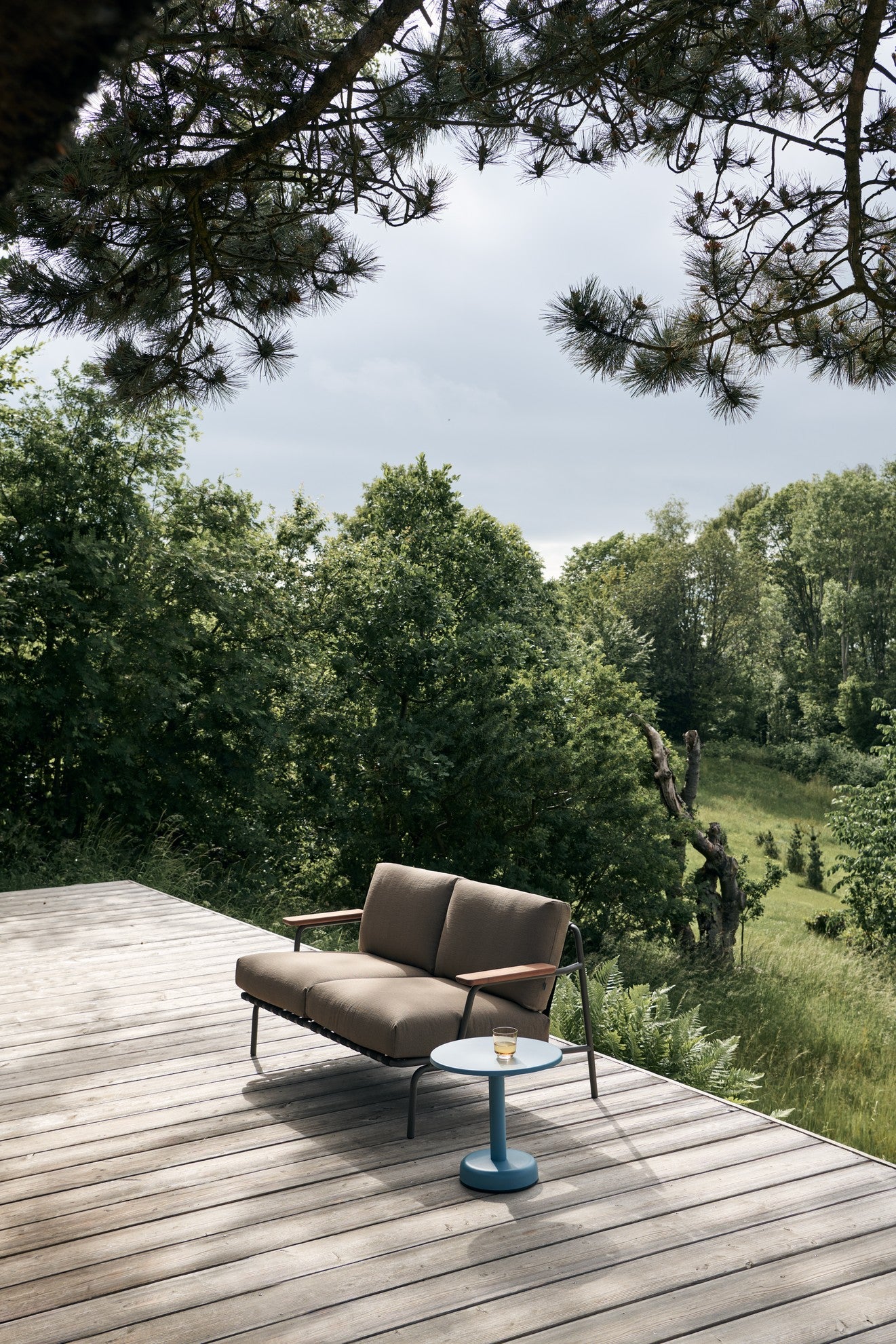2-Seater Outdoor Sofa with Armrests SETTLE Gray with Green Base