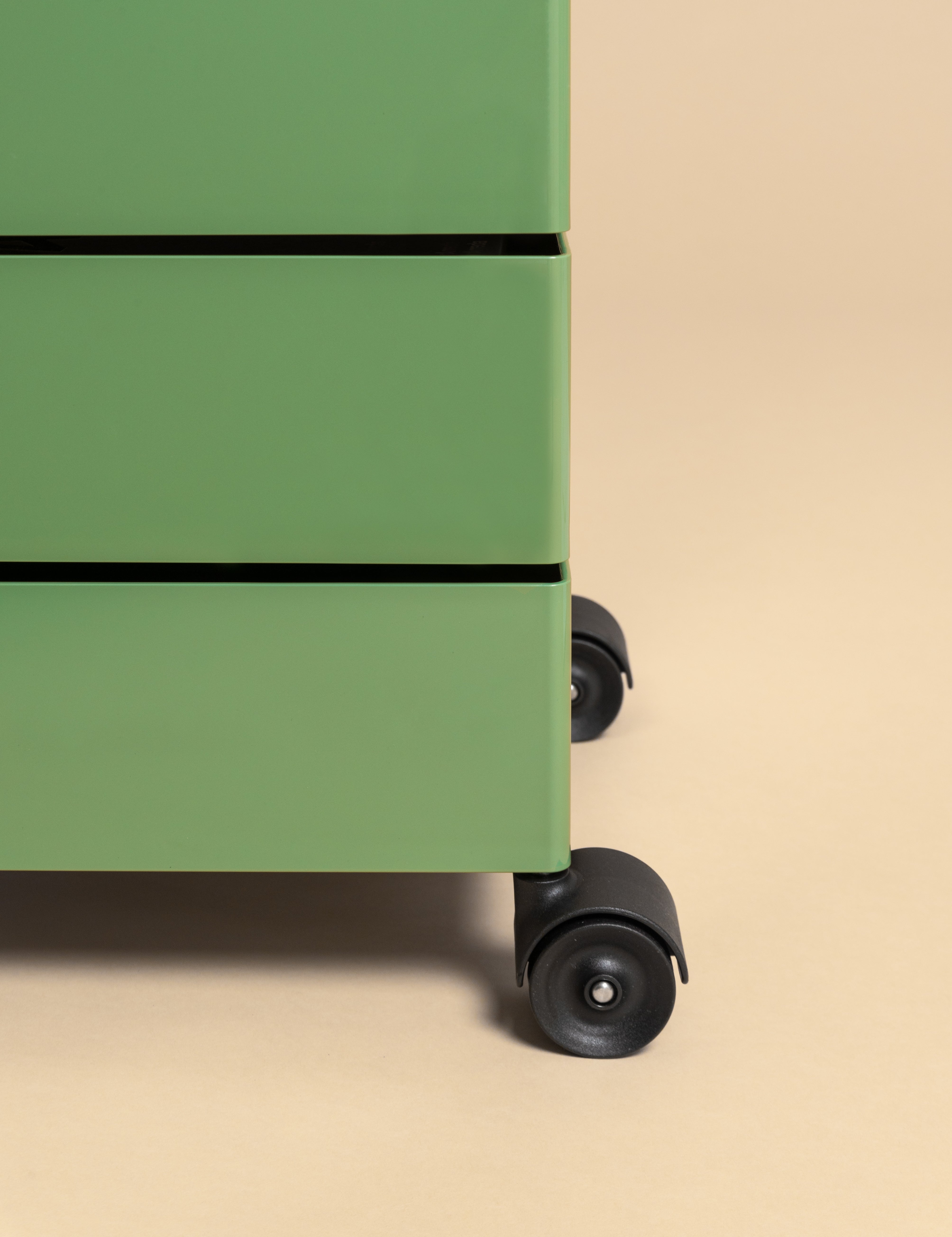 Cabinet with wheels 360˚ Various colors