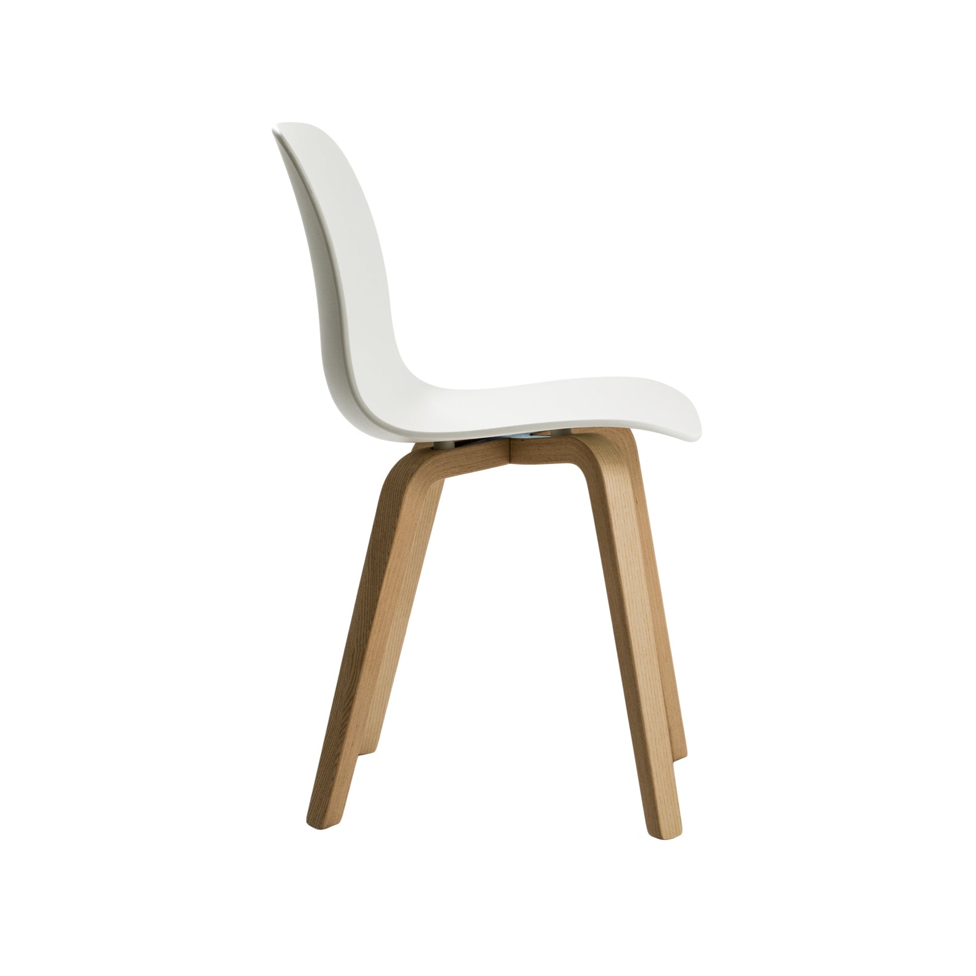 SUBSTANCE Stuhl weiß mit Eschengestell