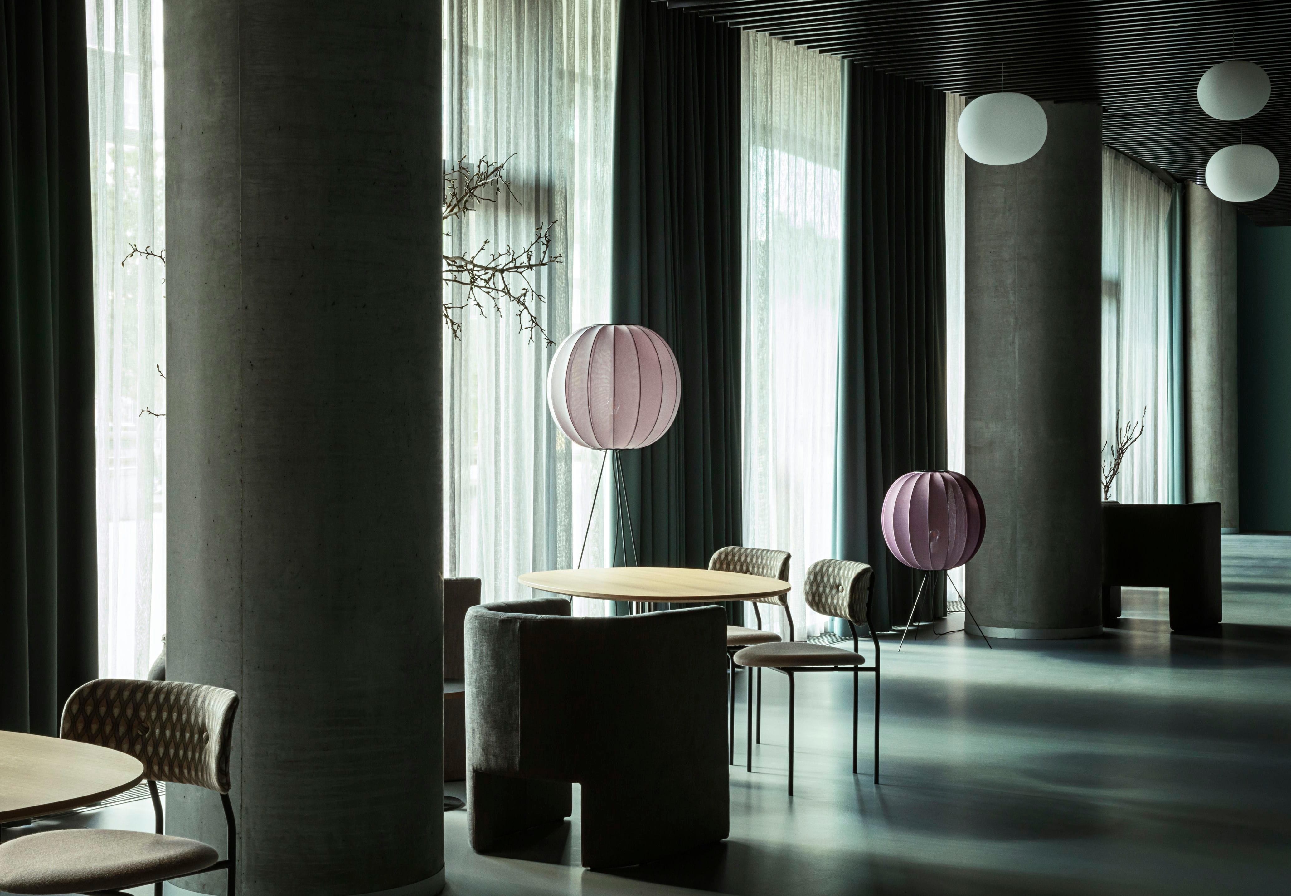 Low tripod floor lamp KNIT-WIT burgundy