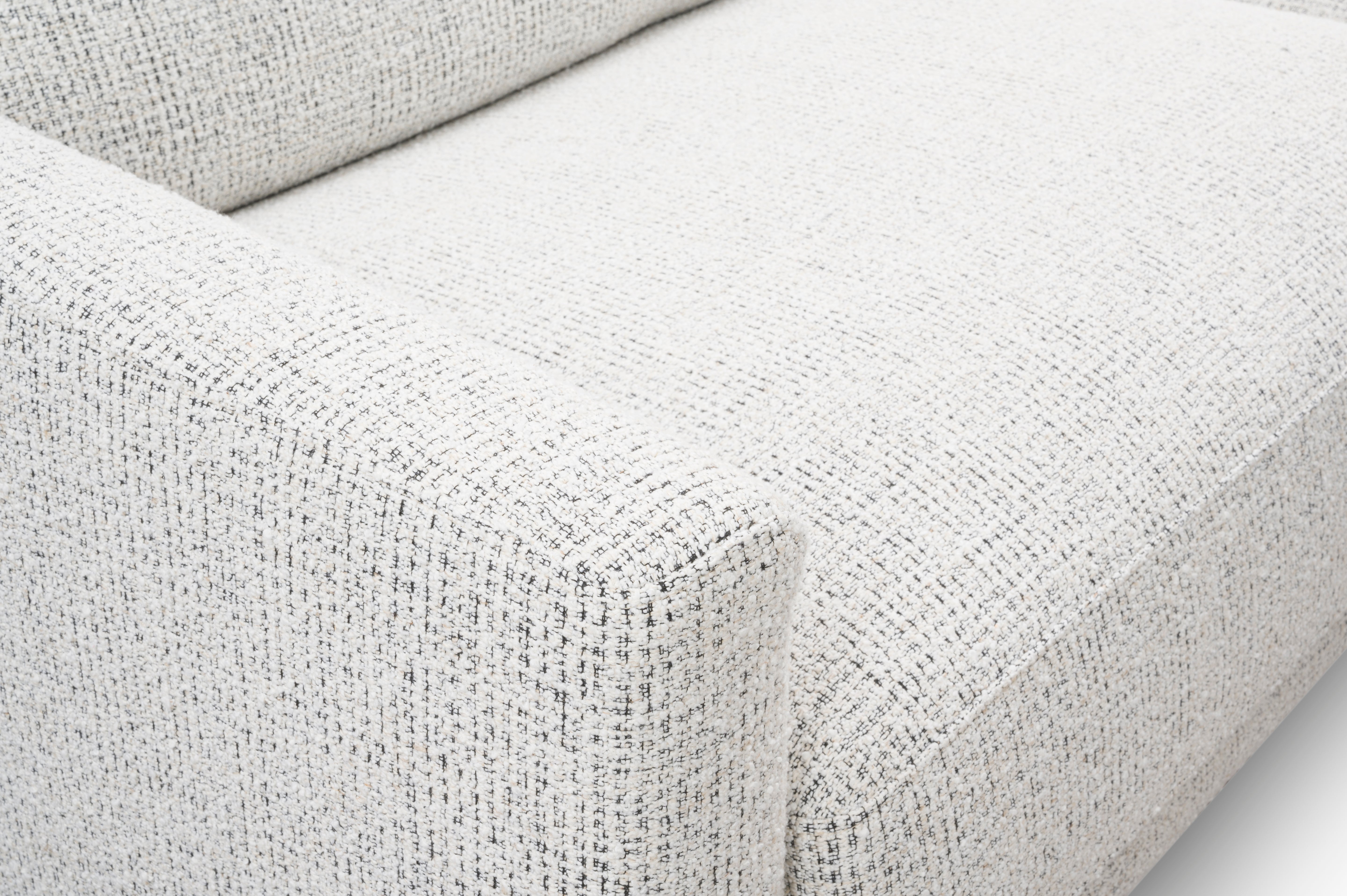 LORCA Sofa personalisiert