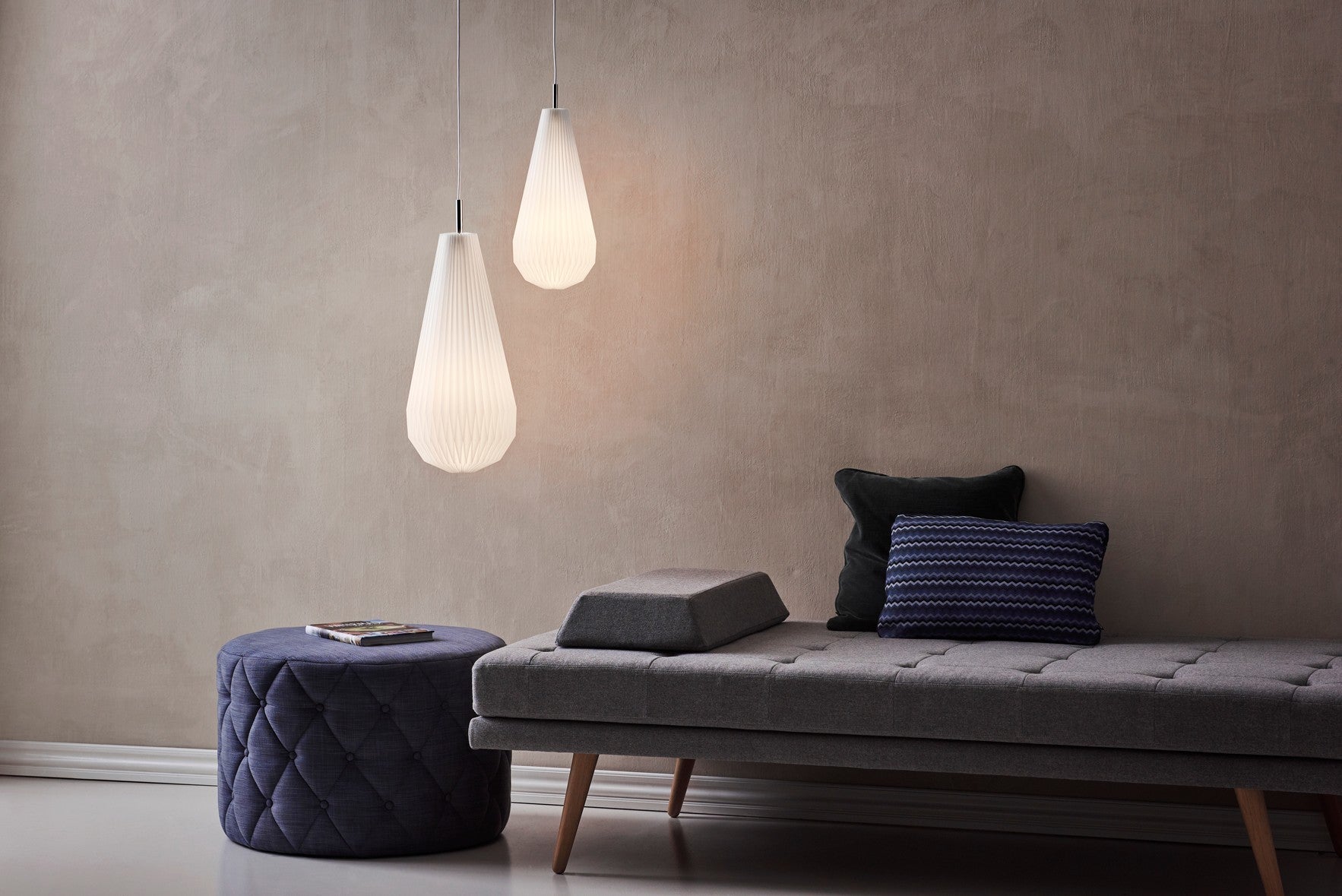 Hanging Lamp MODEL 181 COMET white with silver