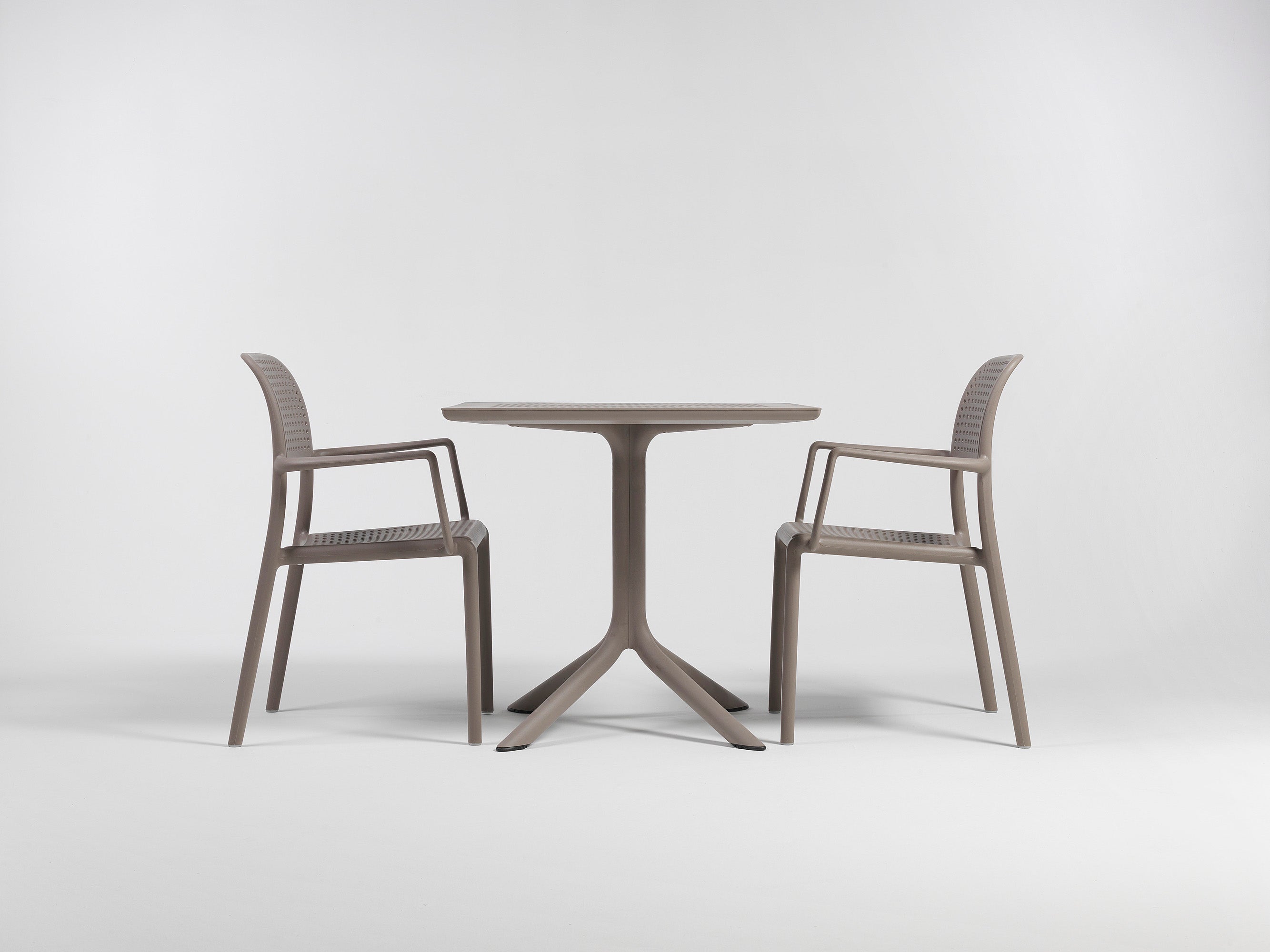 Außenstuhl mit Armlehnen BORA taupe