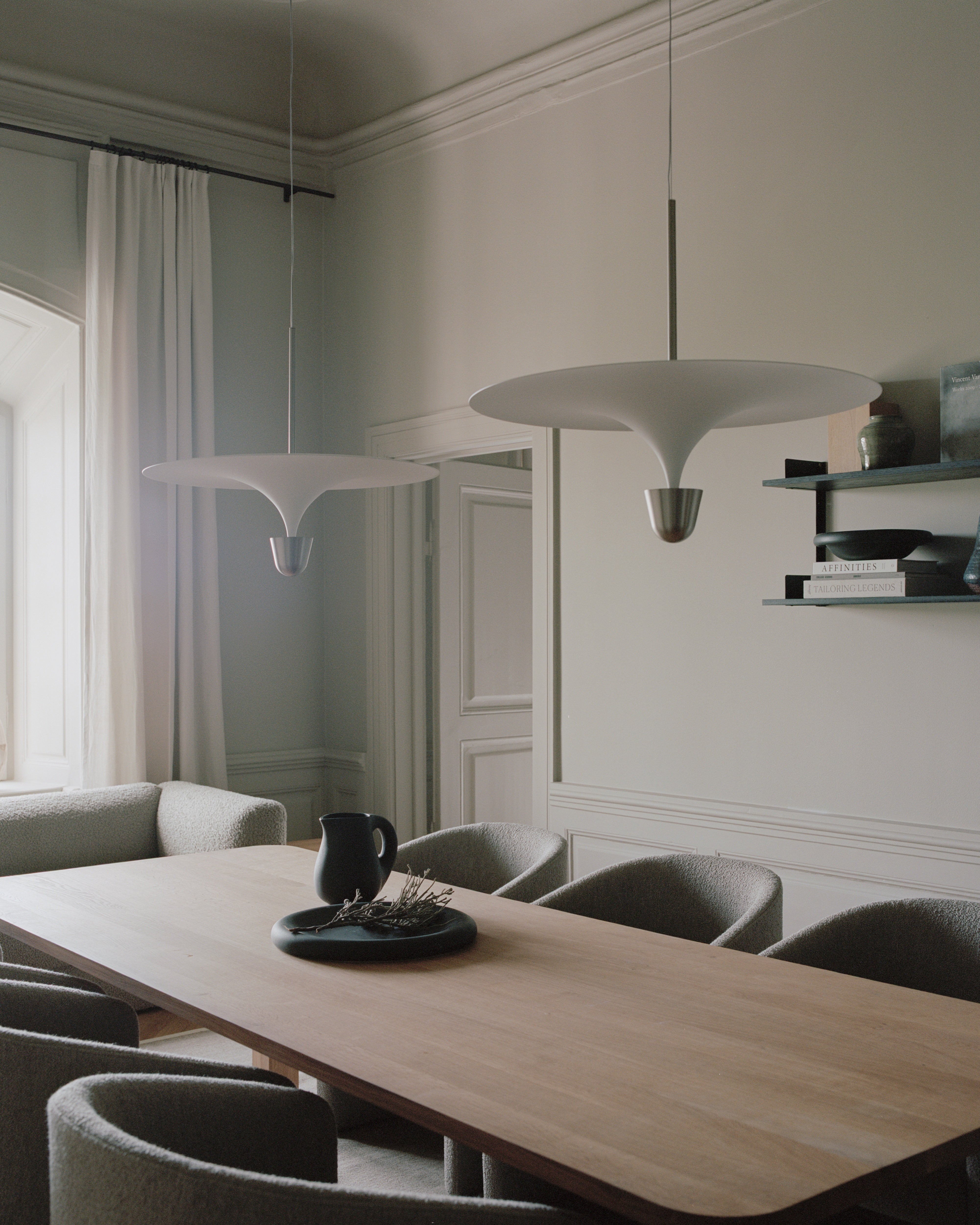 Pendelleuchte KANTARELL weiß mit vernickelter Oberfläche