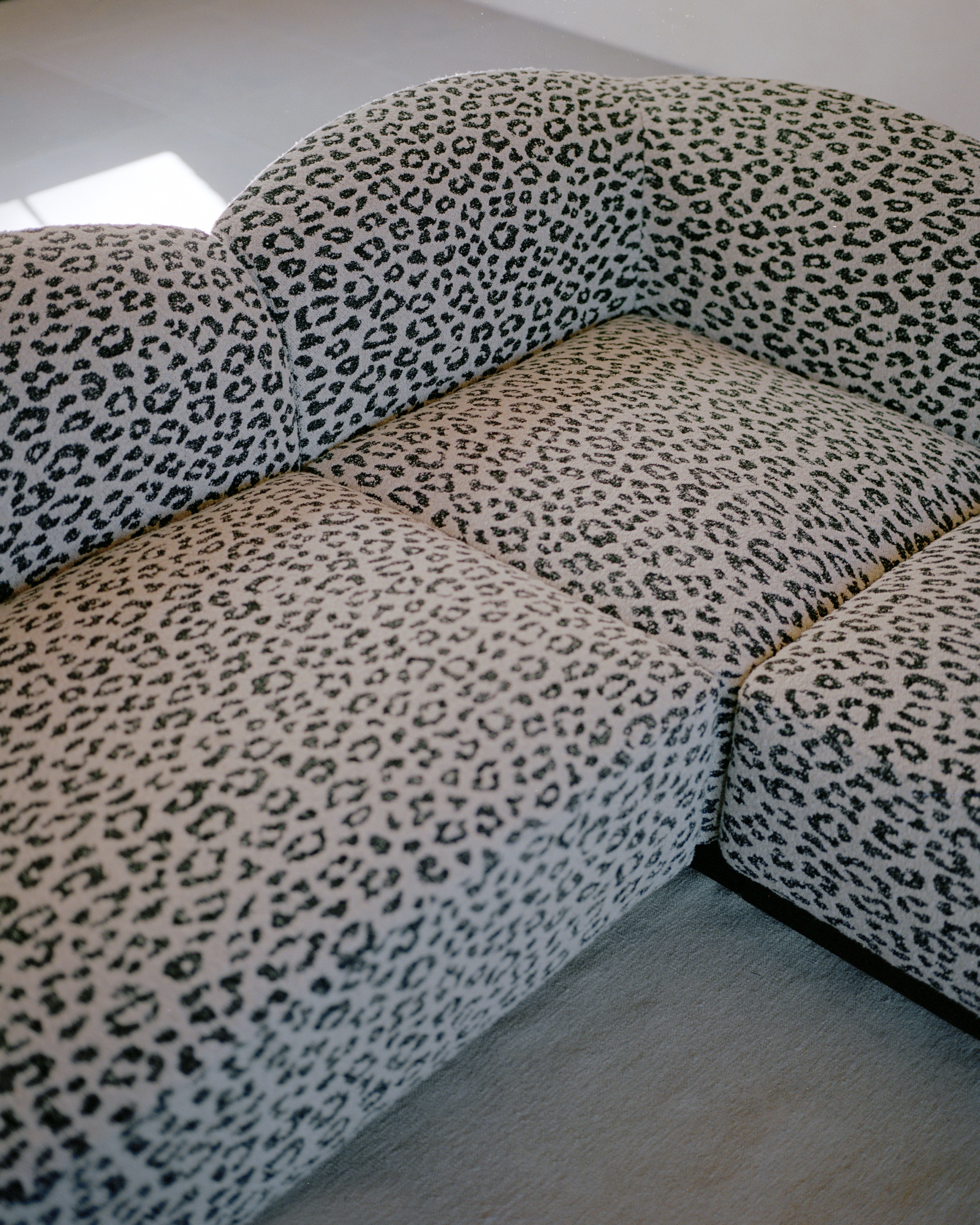 Modulares Sofa SHORE - personalisierbares Mittelelement