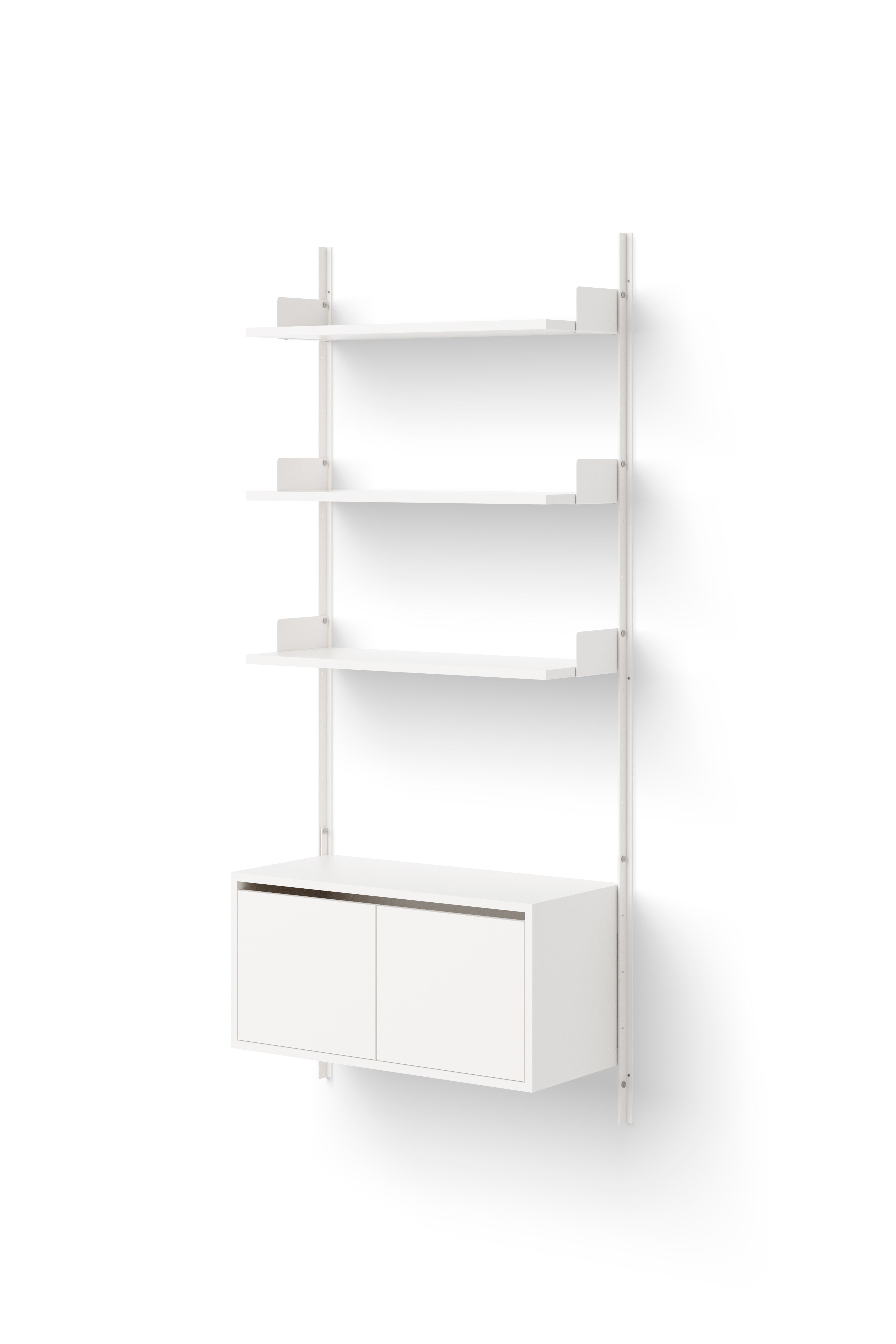 Hängeschrank mit der Tür der neuen Werke Biały