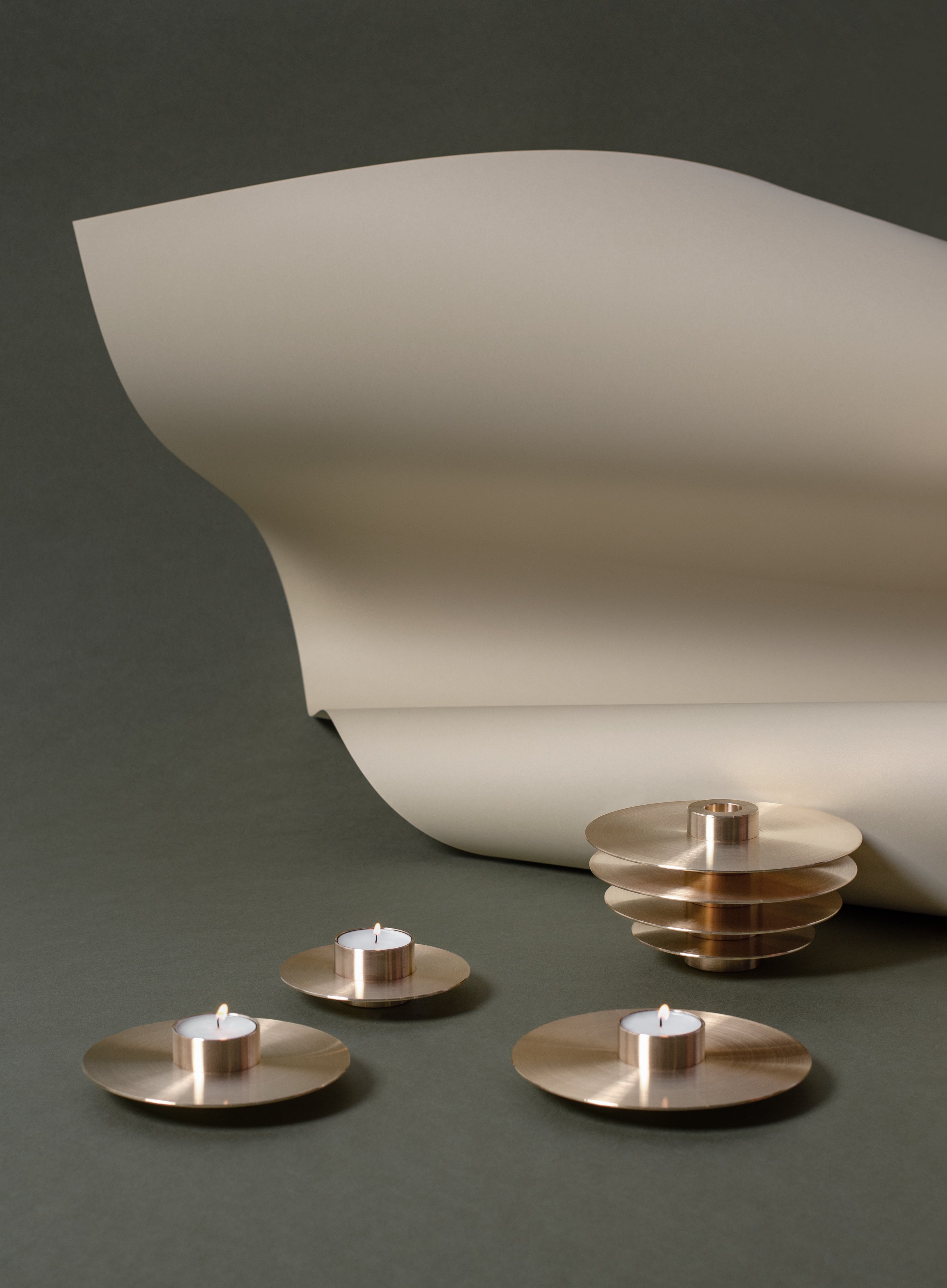 Set von ORB Kerzenhaltern aus Messing