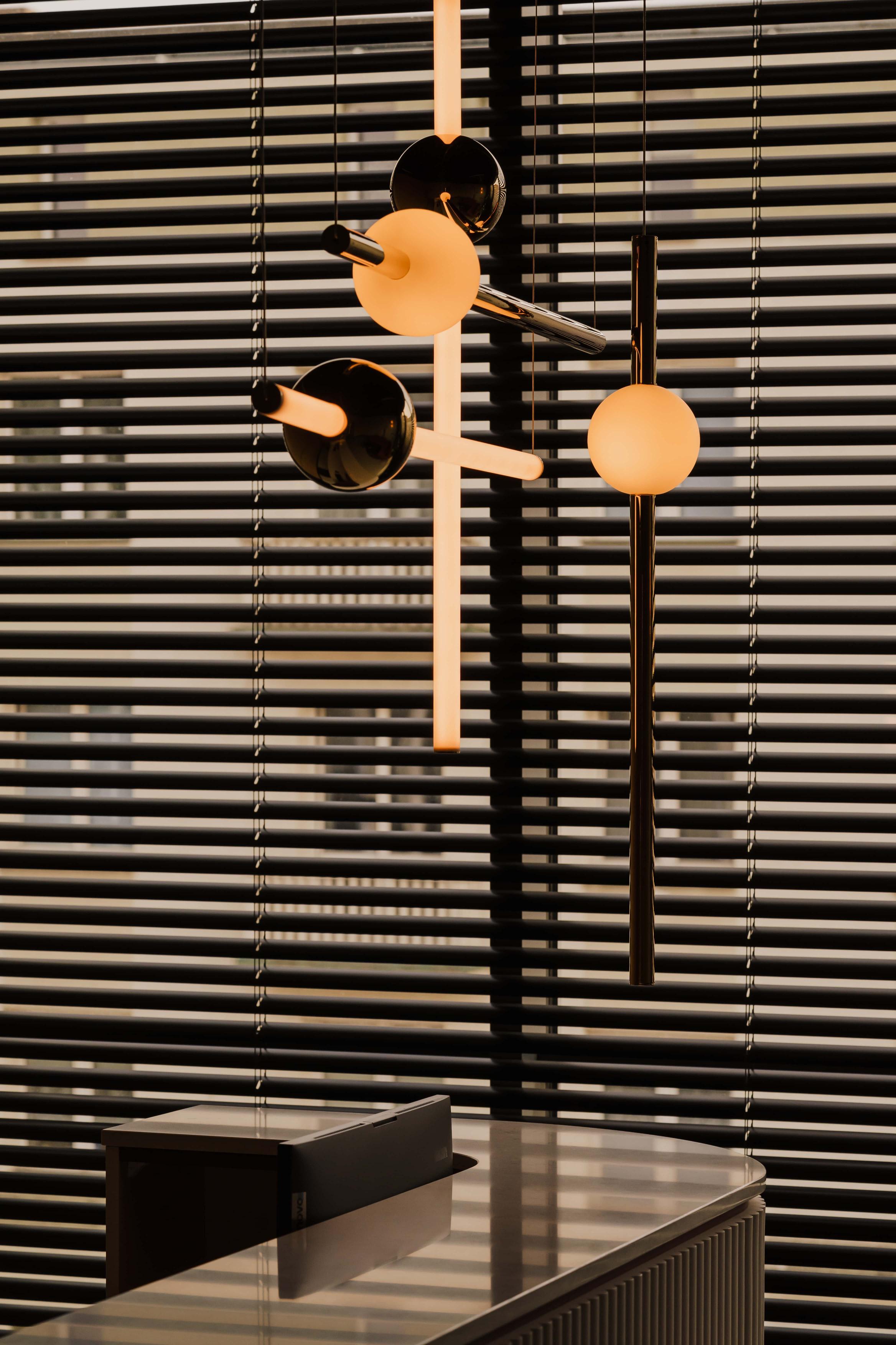 Pendelleuchte ORION GLOBE poliertes Gunmetal