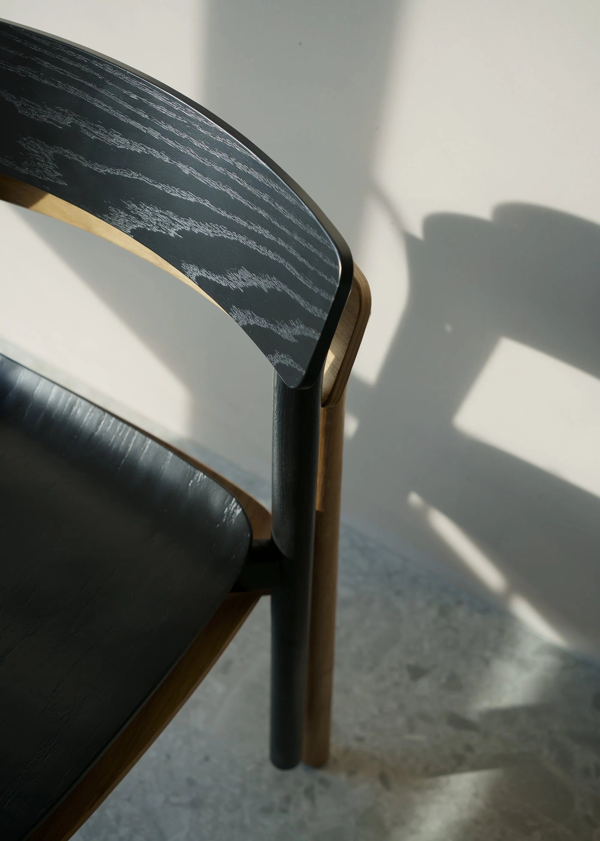 ARCHE chair black oak wood