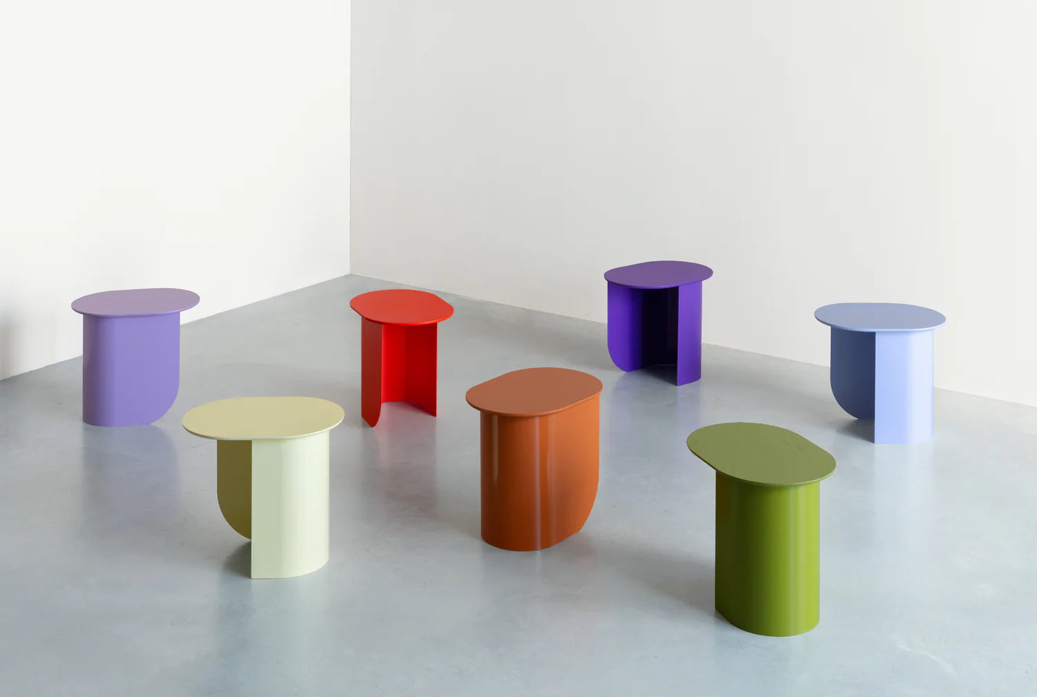 Beistelltisch PLATEAU kobaltblau