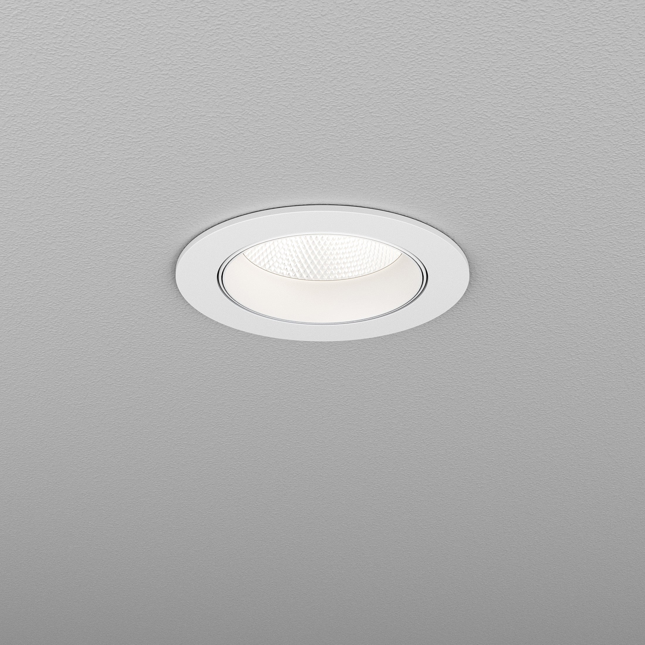 Recessed PUTT fixture