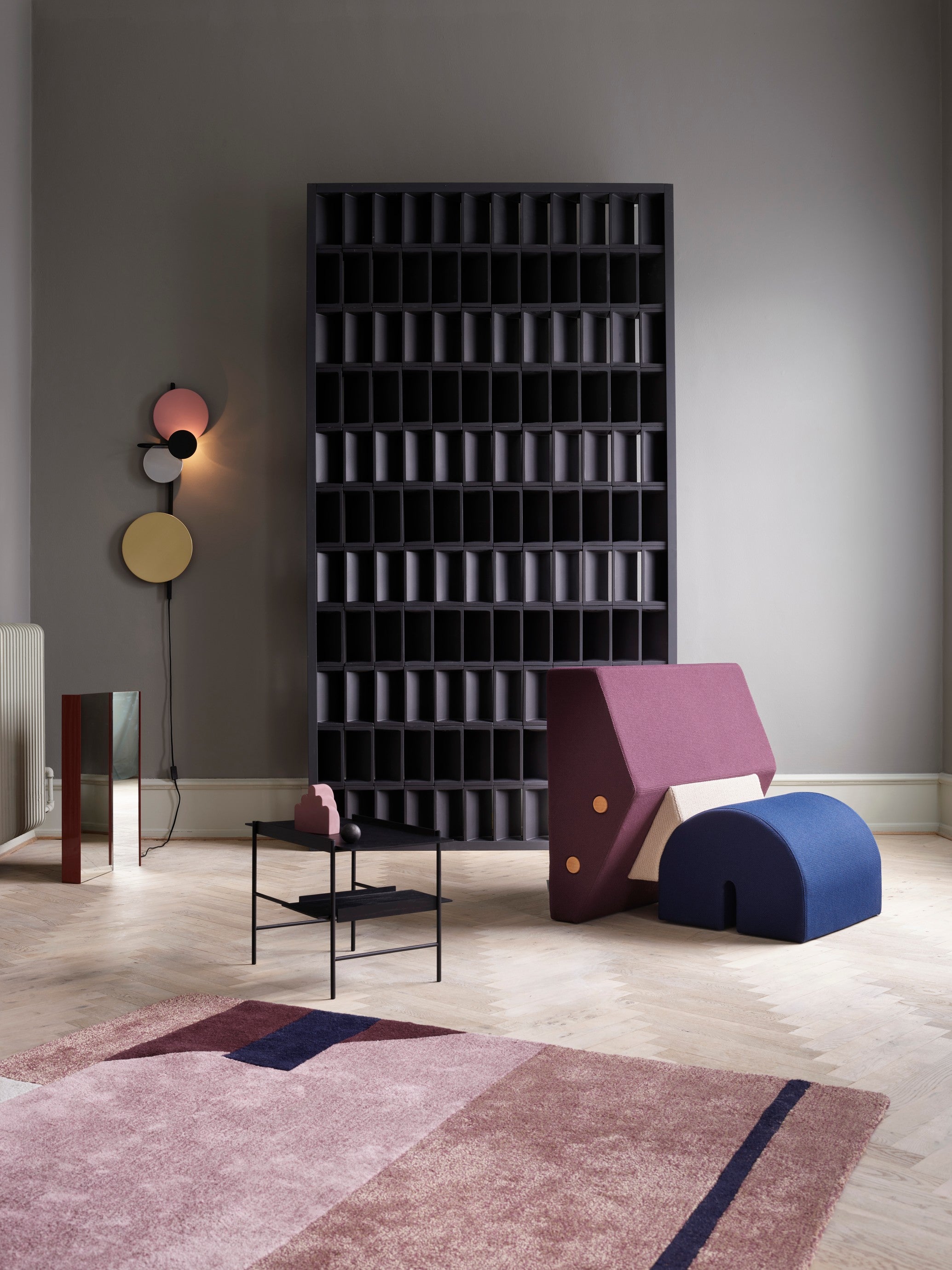 Sessel KEYSTONE lila mit beige und kobalt