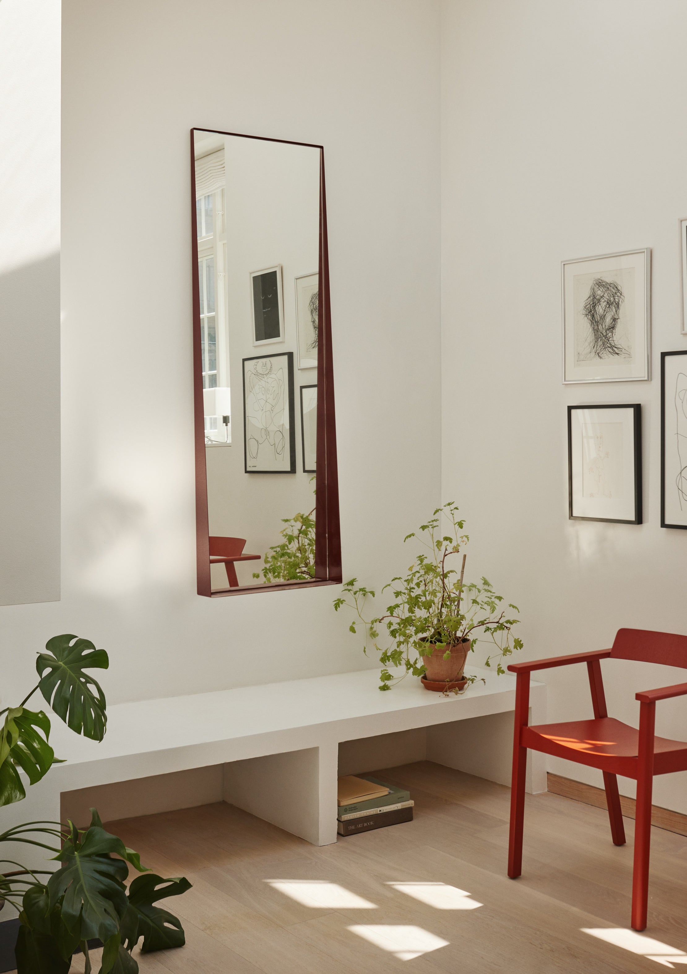 Wandspiegel BEAK lila