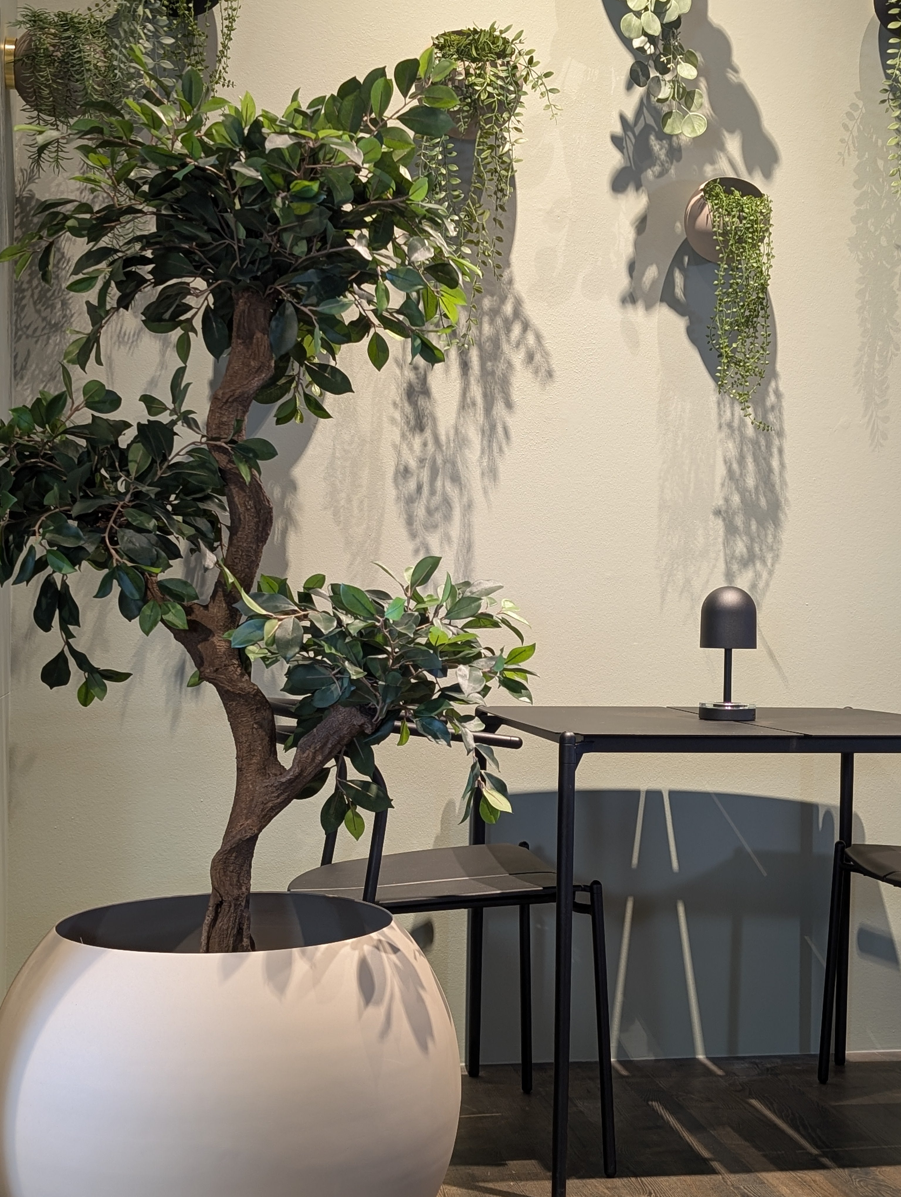 Standing planter GLOBE sea green