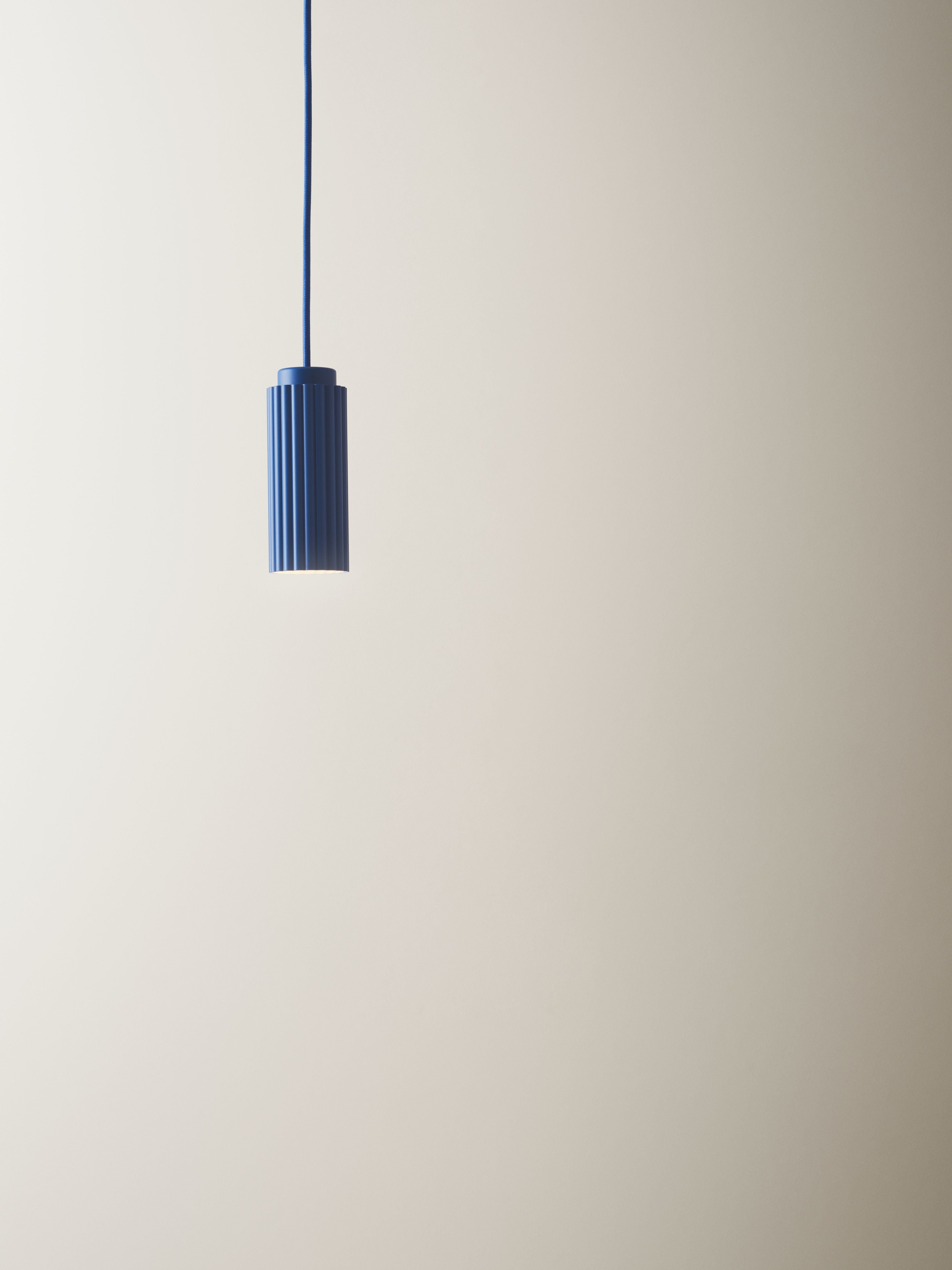 Pendelleuchte DONNA SLIM blau