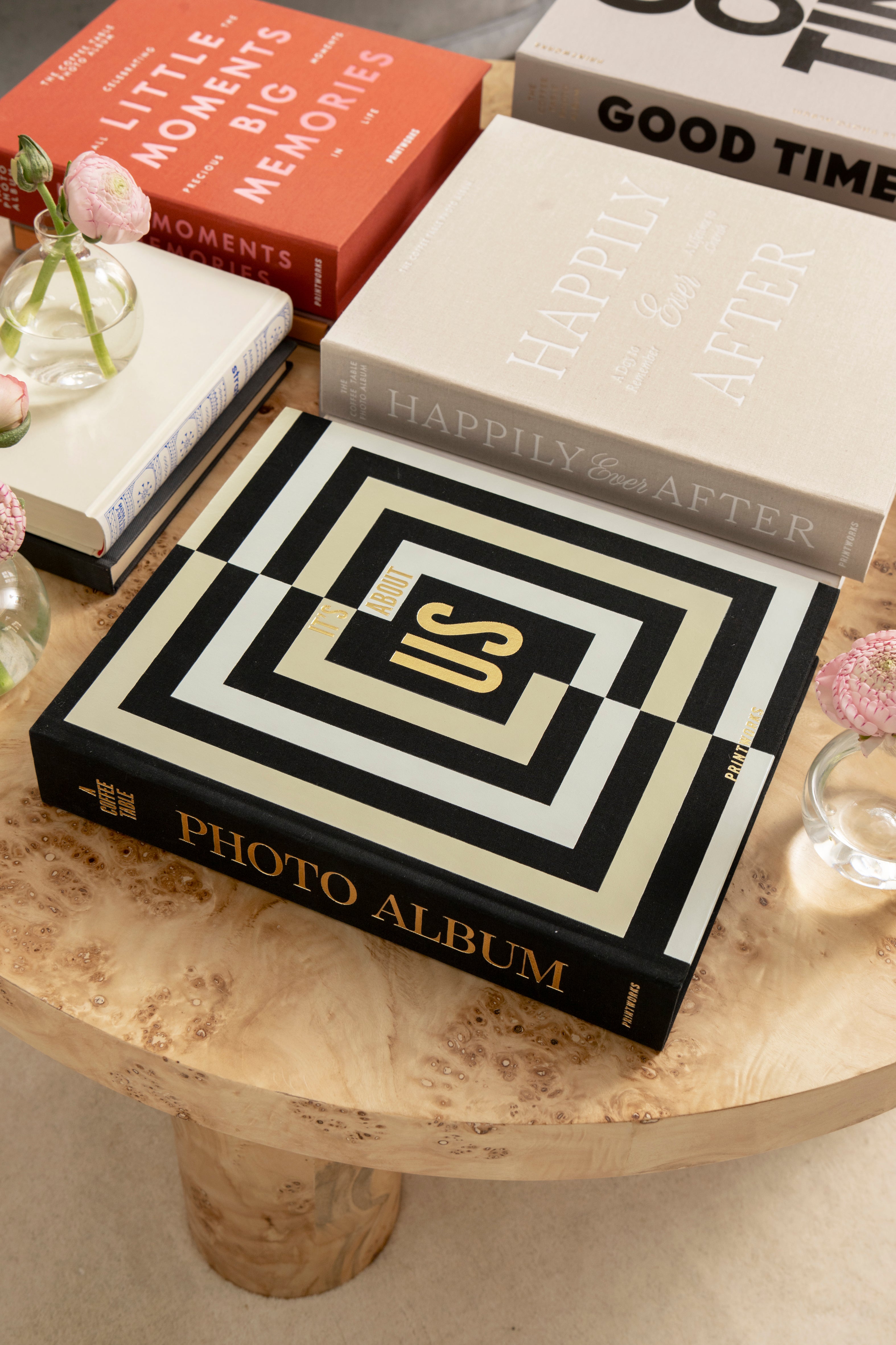 Photo Album IT'S ABOUT US black with white and gold