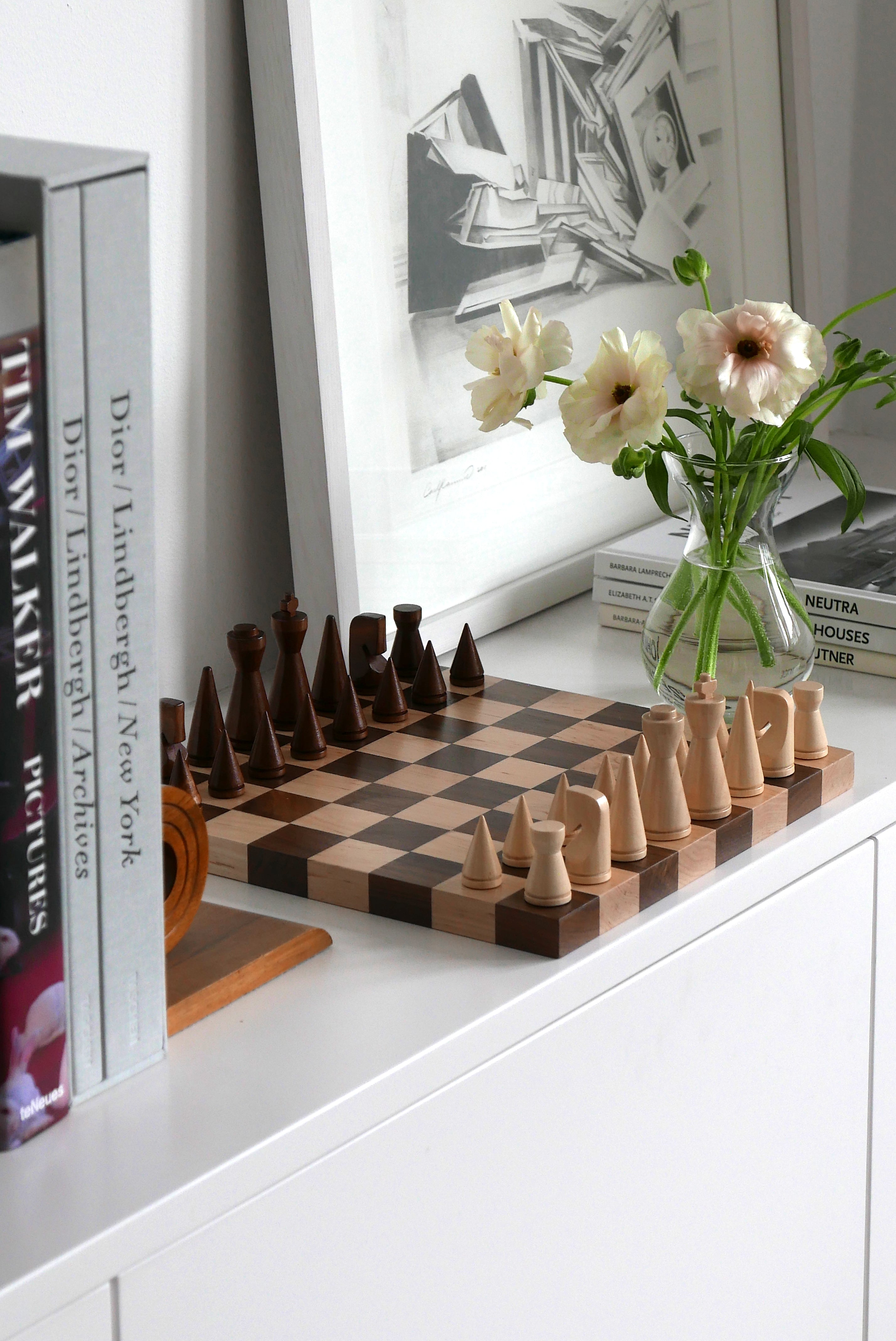 MINIMALIST CHESS Set in Wood