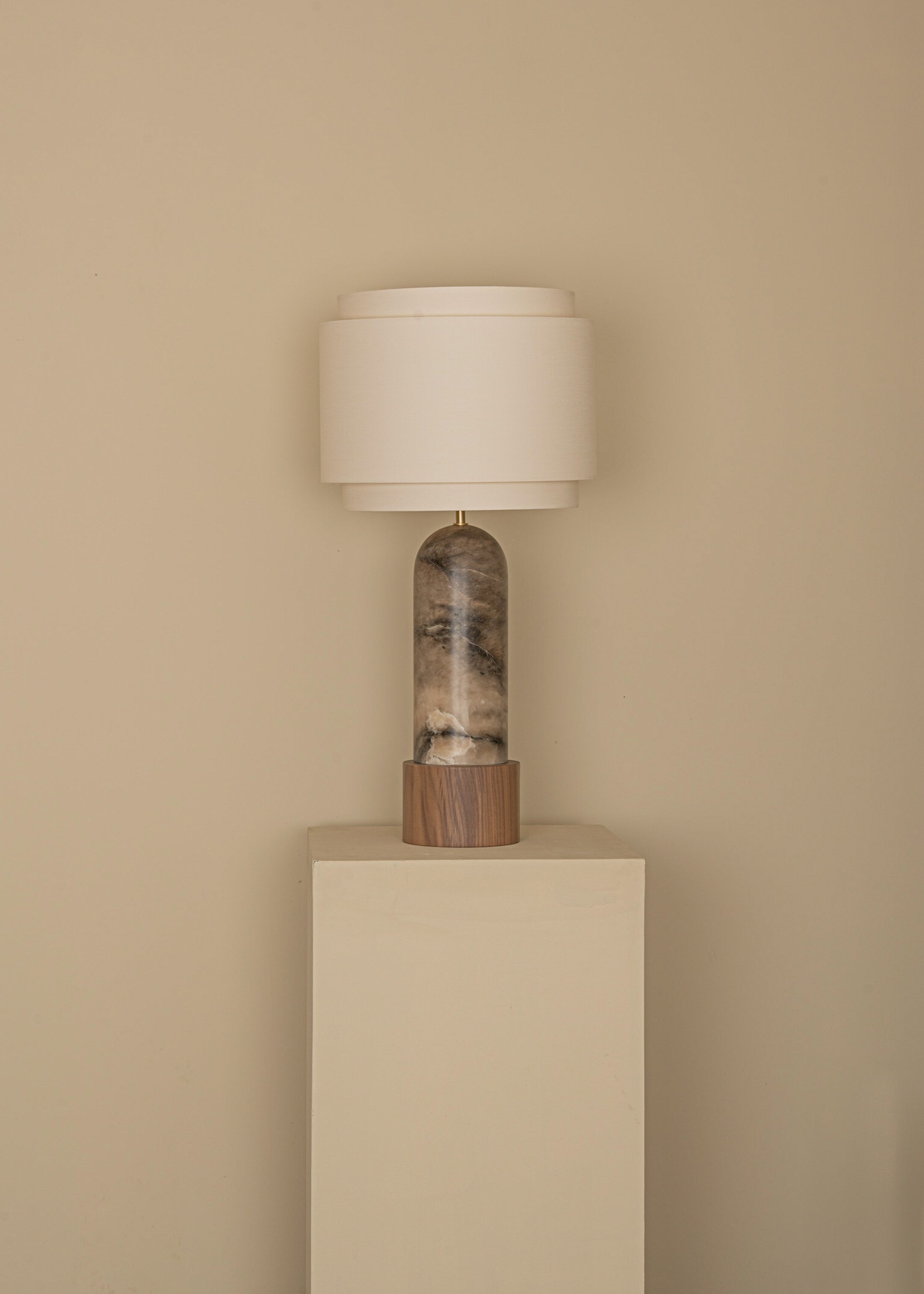 Tischlampe PURA KELO DOUBLE dunkelbeige Alabaster