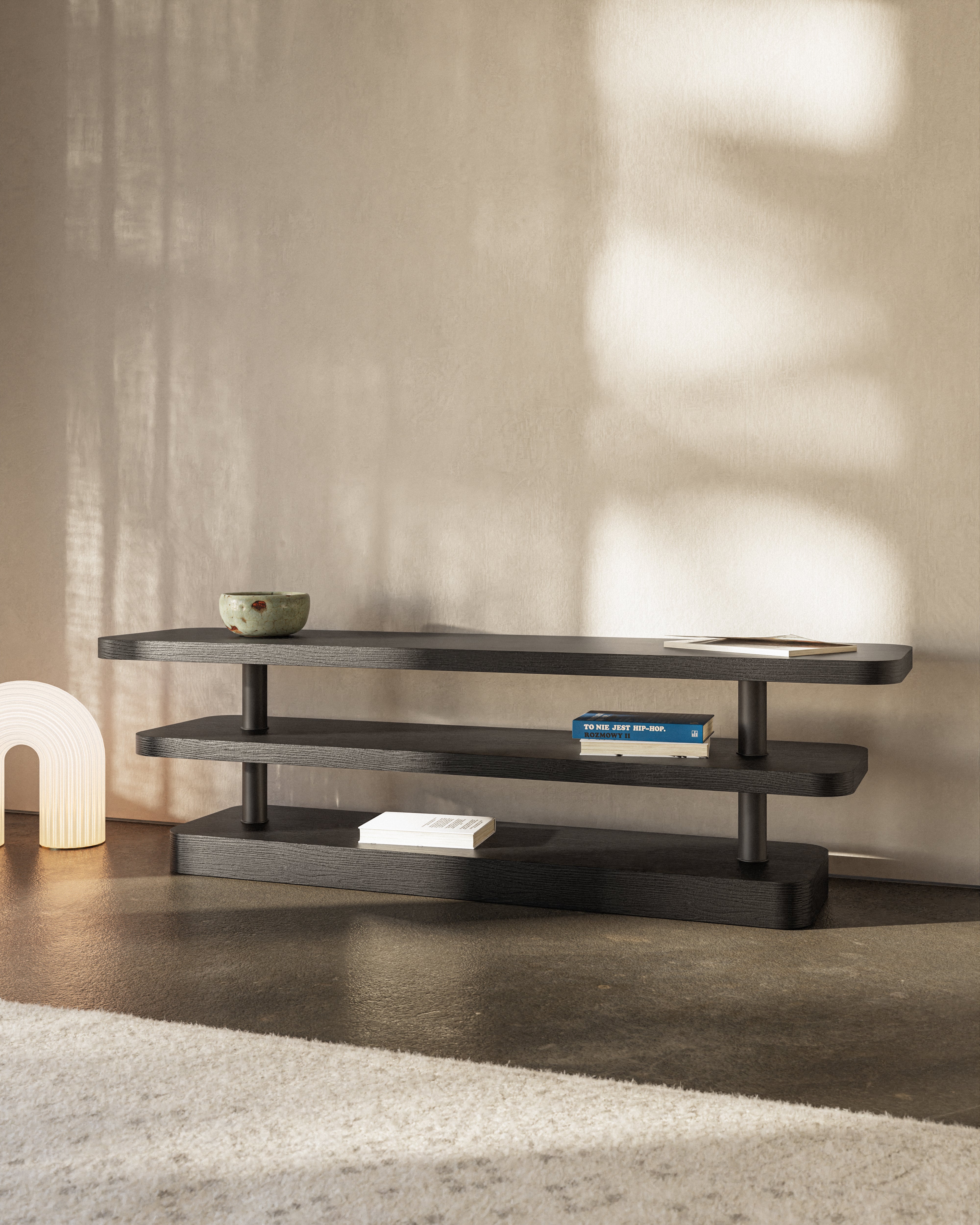 RTV-Szrank REL schwarz-gold furniert