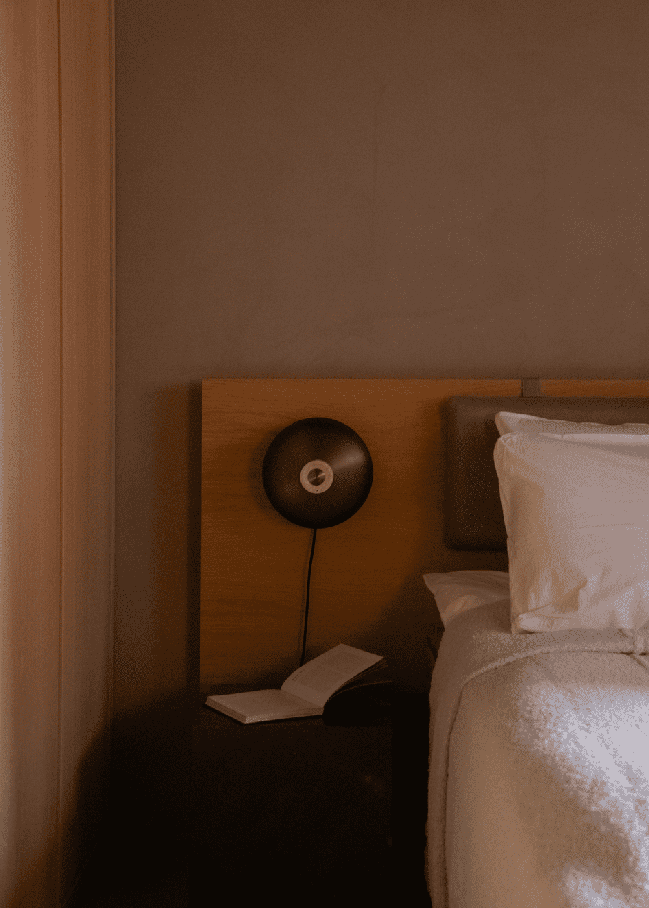 Wandleuchte REVERSE braunes Aluminium