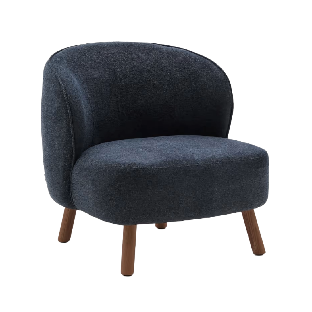 Sessel ULIT in blau-grauem Chenille mit dunklem Eschenfuß