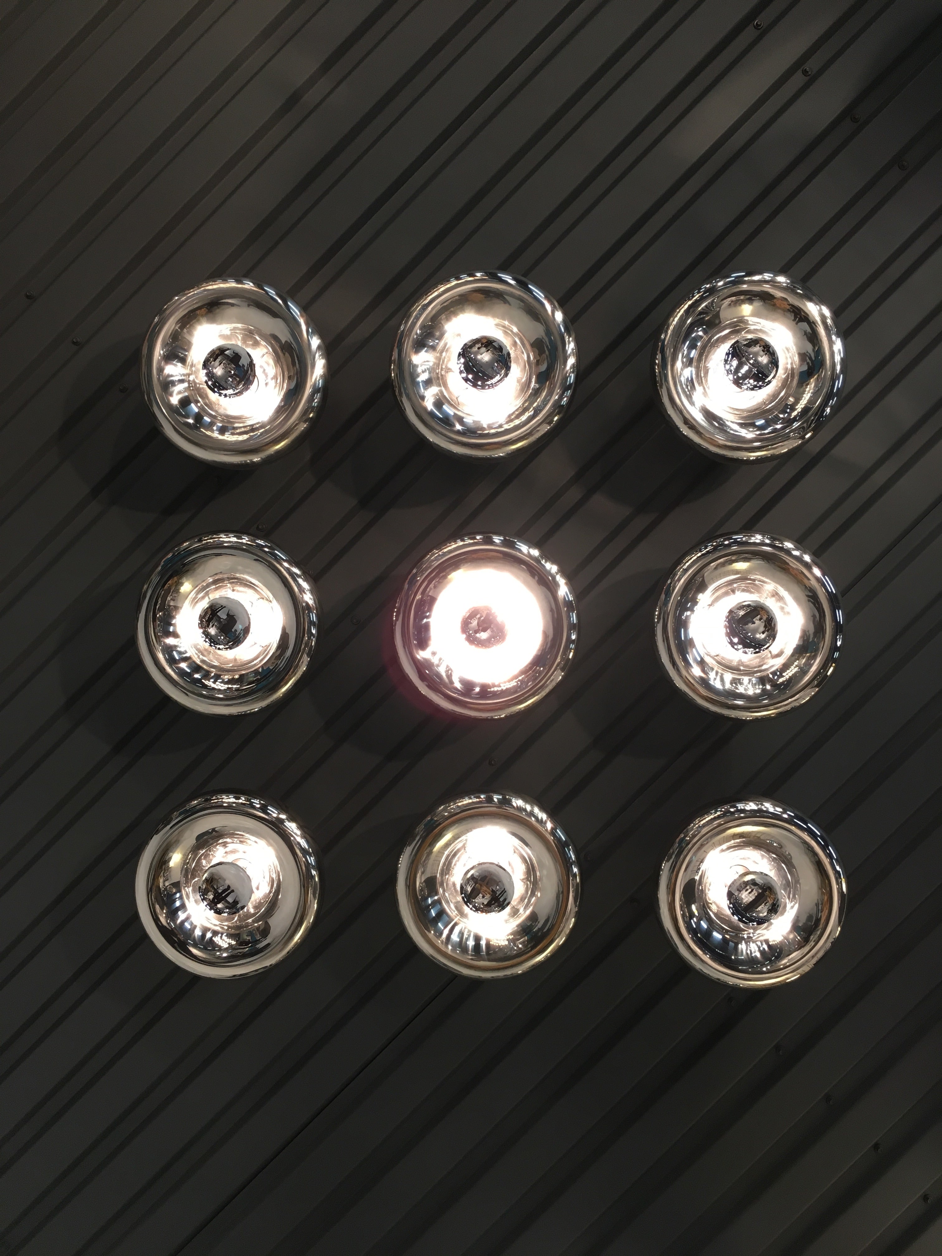 Wandlampe VOID silber