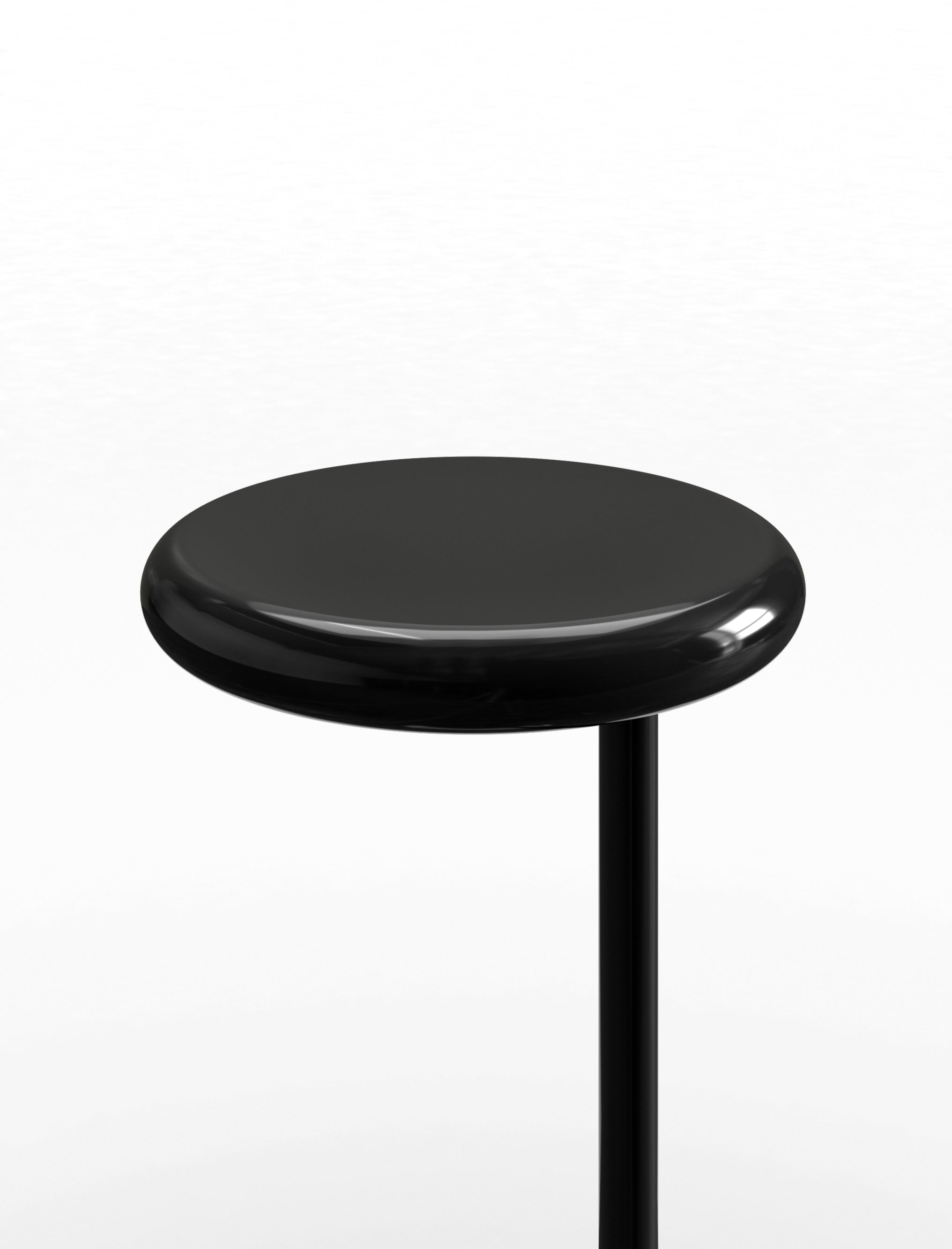 SPOT Black Round Side Table